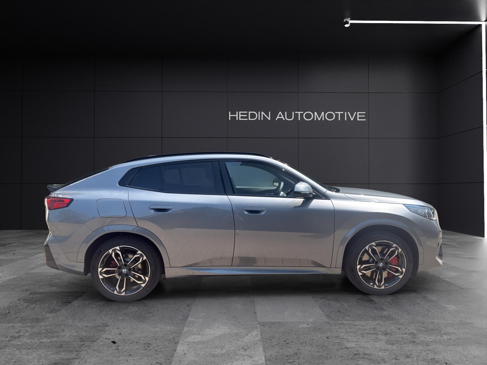 BMW iX2 30 xDrive-image-16