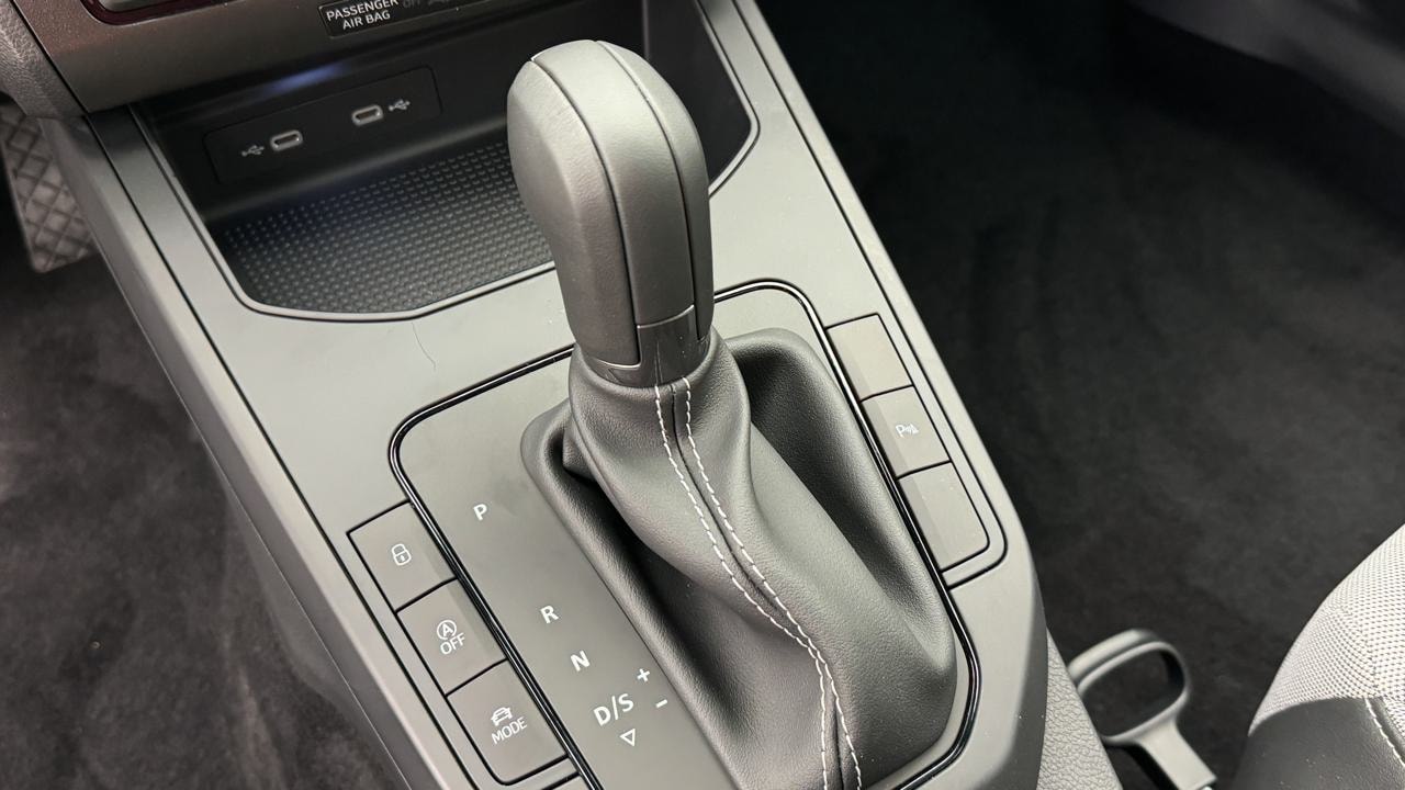 SEAT Arona 1.5 Eco TSI FR DSG-image-10