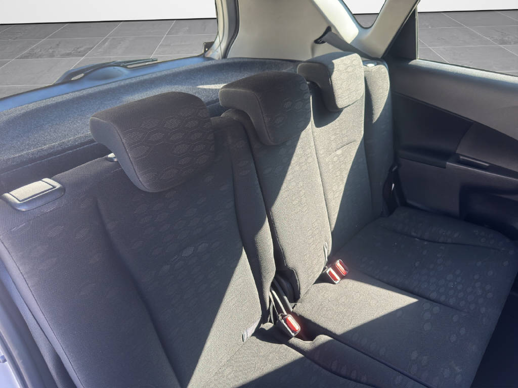 SUBARU Trezia 1.4 D Swiss-image-10