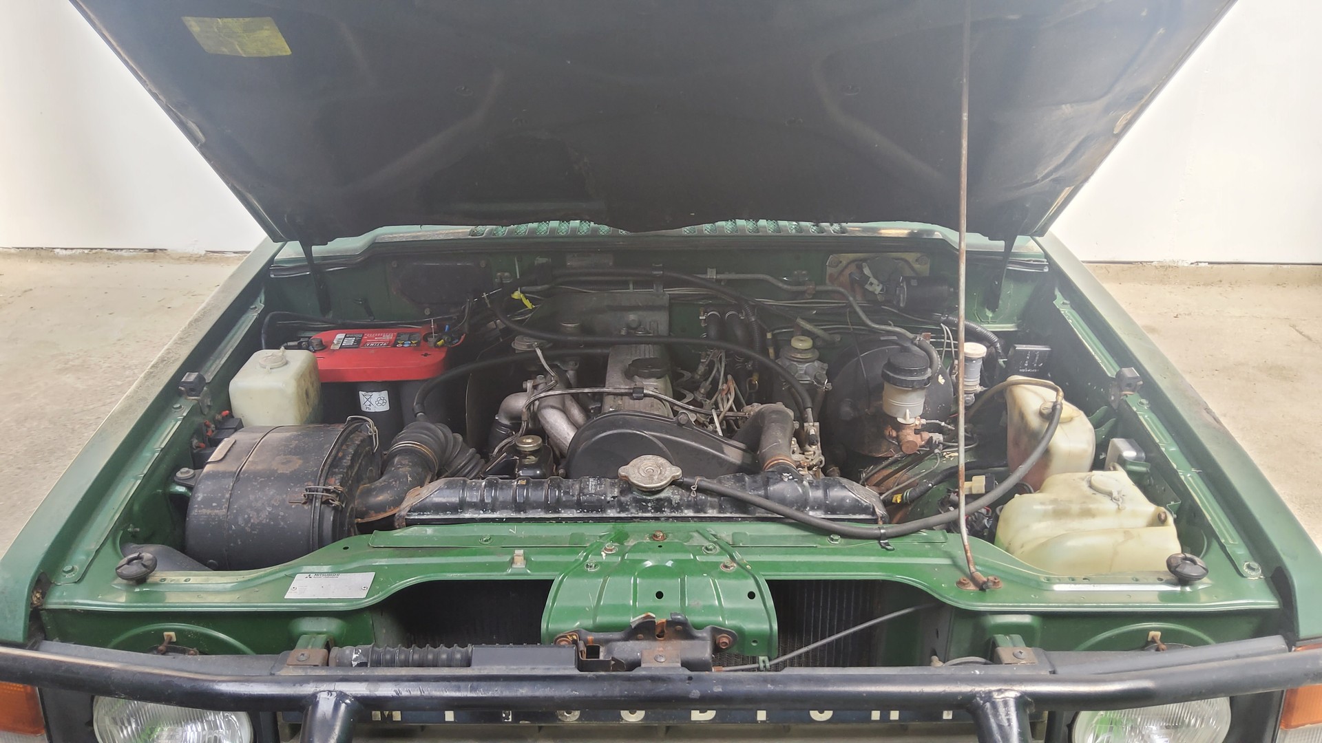 MITSUBISHI Pajero 2.5 TD Metal Top-showroom-element-2