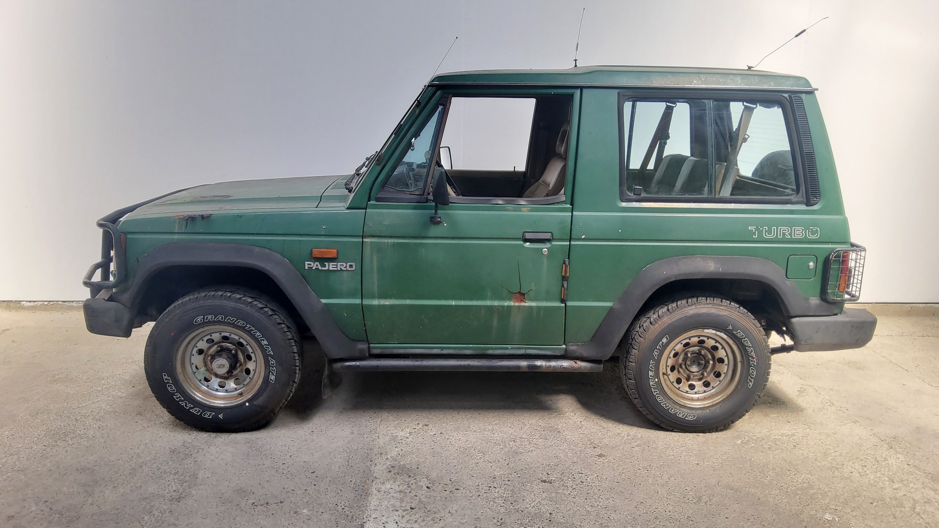 MITSUBISHI Pajero 2.5 TD Metal Top-image-5