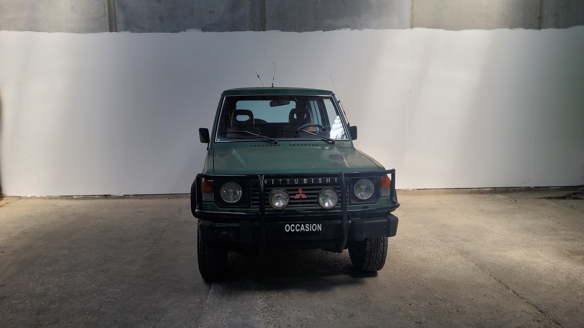 MITSUBISHI Pajero 2.5 TD Metal Top-showroom-element-1