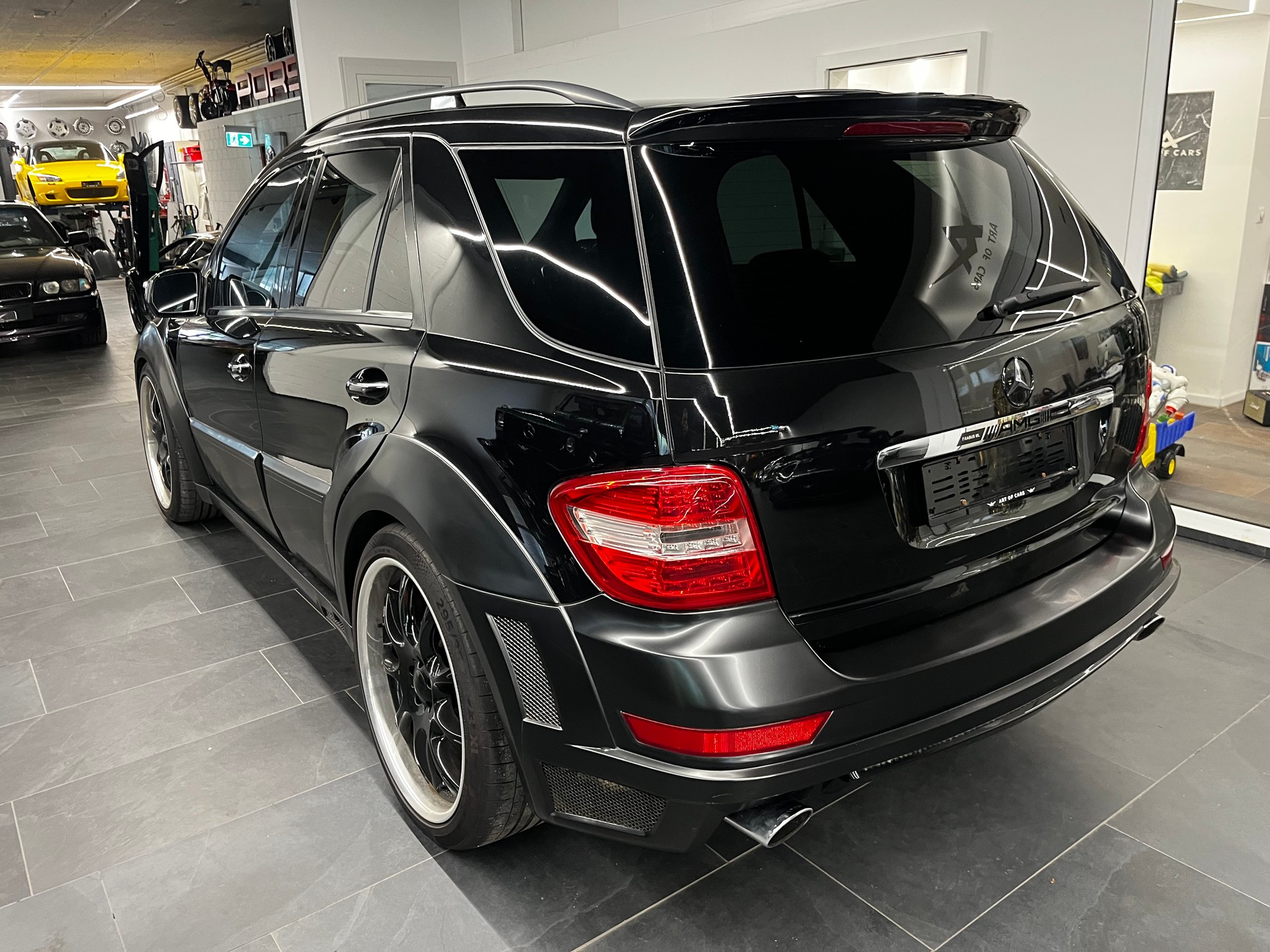 MERCEDES-BENZ ML 63 AMG 4Matic 7G-Tronic BRABUS WIDESTAR-image-6