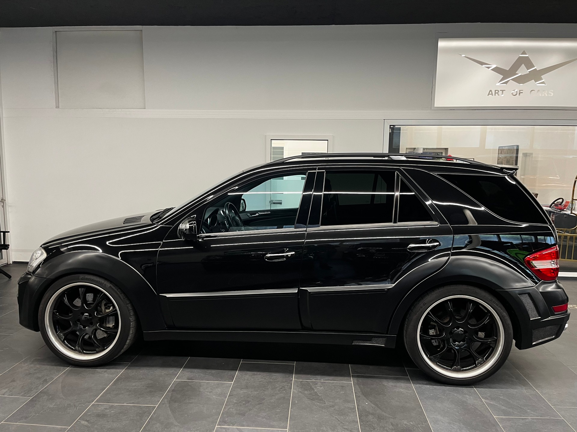 MERCEDES-BENZ ML 63 AMG 4Matic 7G-Tronic BRABUS WIDESTAR-image-5