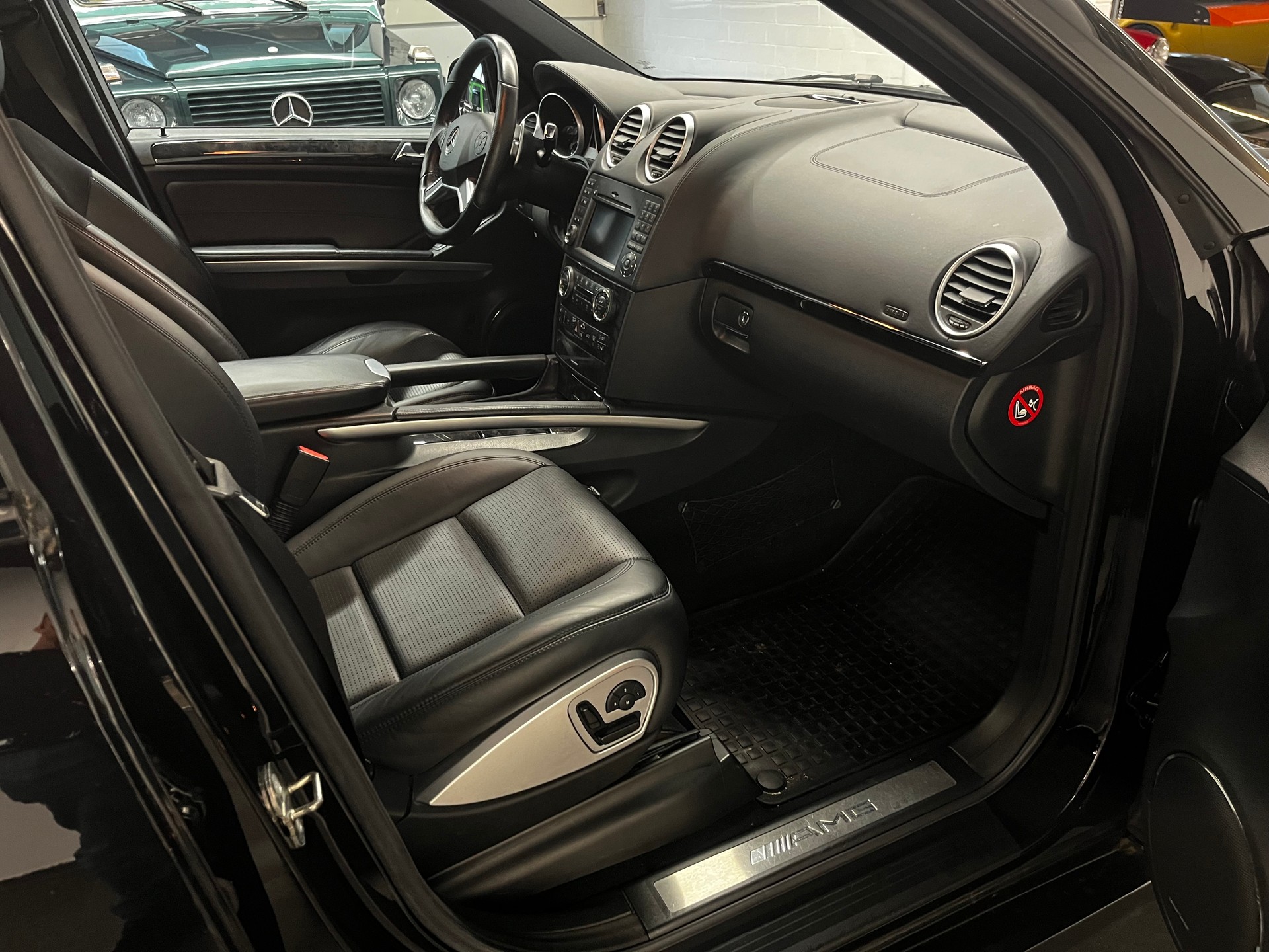MERCEDES-BENZ ML 63 AMG 4Matic 7G-Tronic BRABUS WIDESTAR-image-14