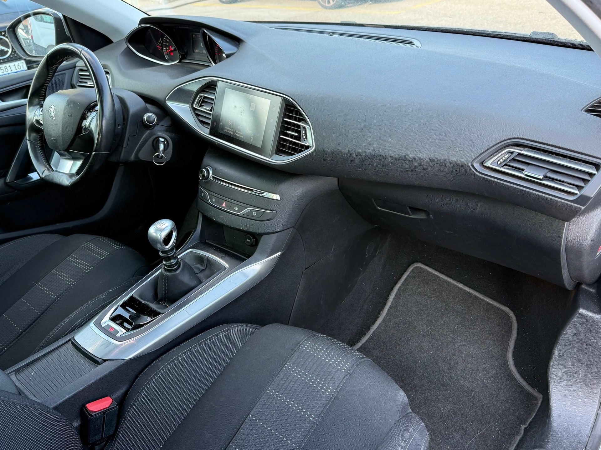 PEUGEOT 308 SW 1.2 THP Allure - Témoin de moteur reste allumé - Problème moteur - Pour Export !-image-16