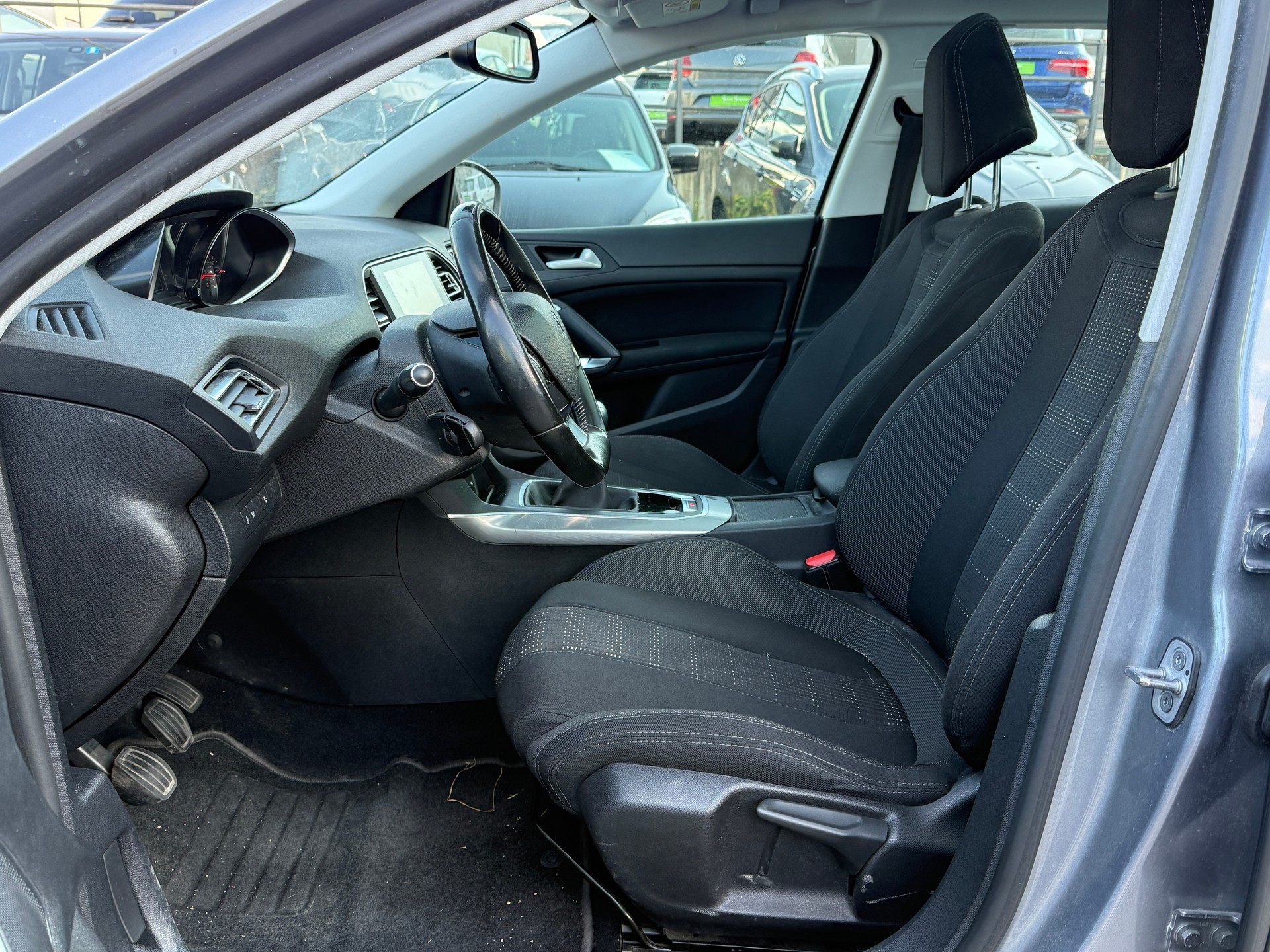 PEUGEOT 308 SW 1.2 THP Allure - Témoin de moteur reste allumé - Problème moteur - Pour Export !-image-19