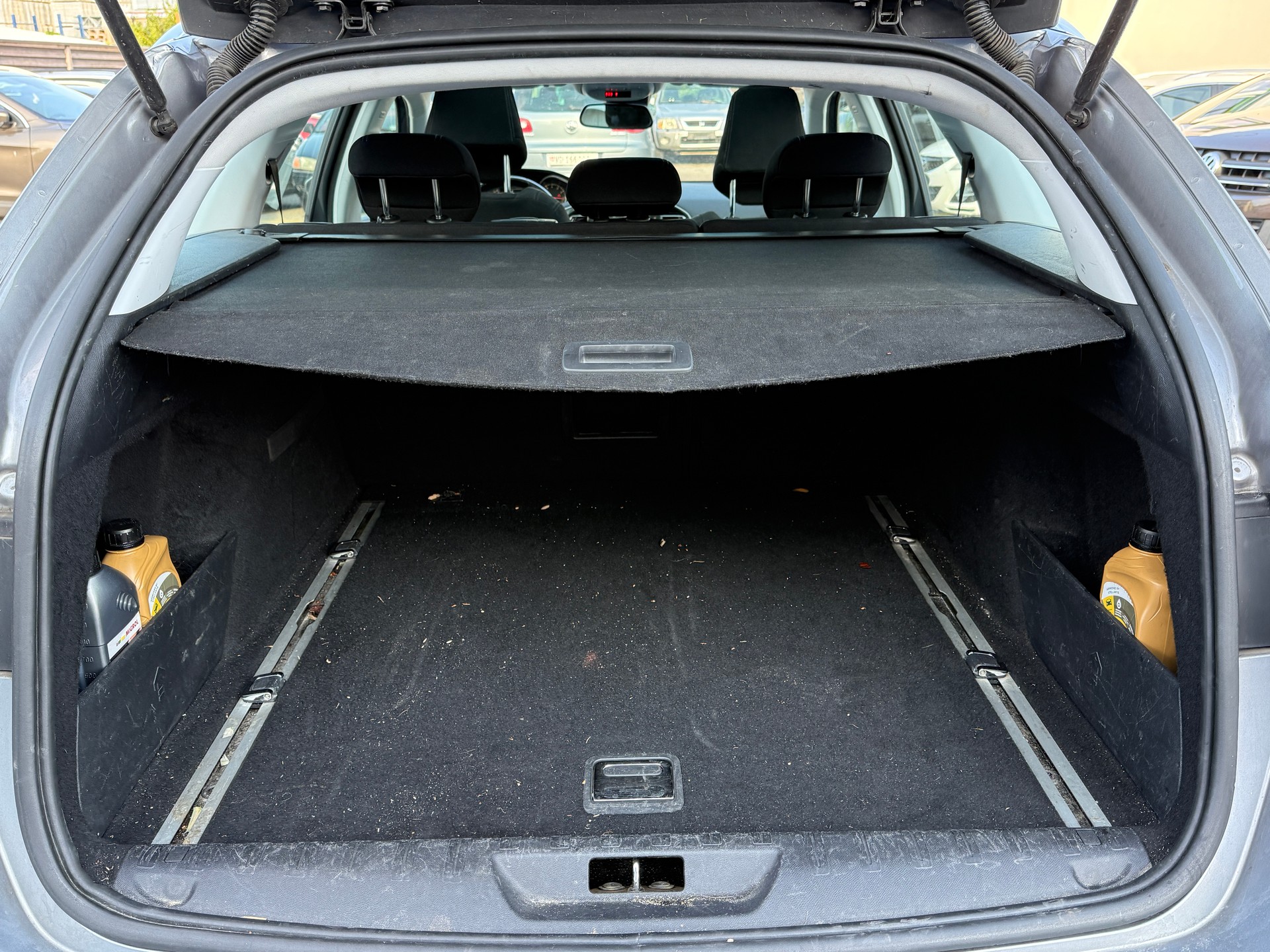 PEUGEOT 308 SW 1.2 THP Allure - Témoin de moteur reste allumé - Problème moteur - Pour Export !-image-29