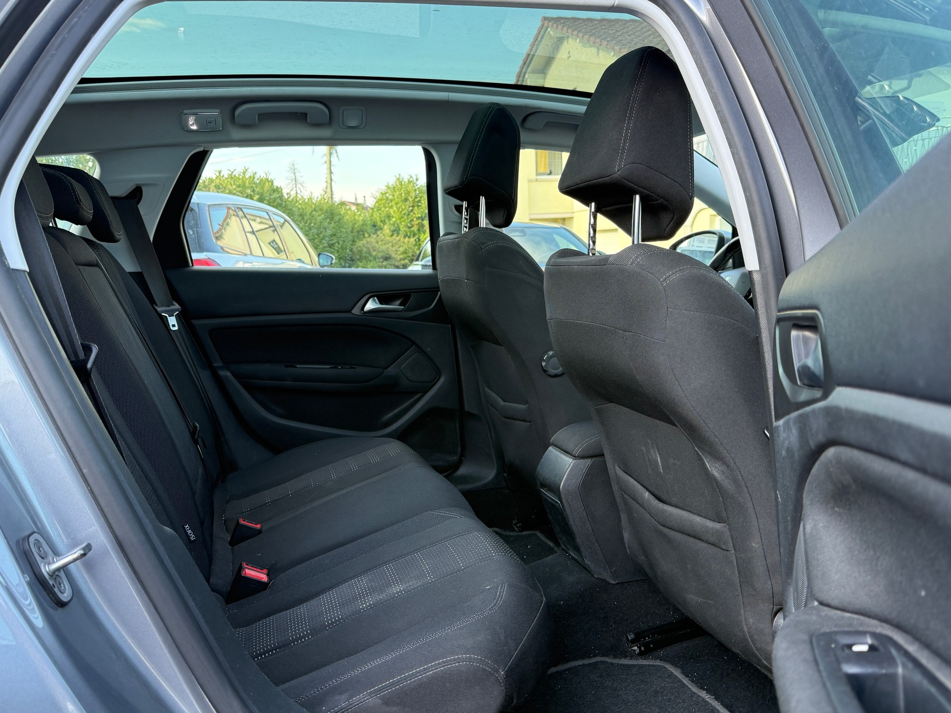 PEUGEOT 308 SW 1.2 THP Allure - Témoin de moteur reste allumé - Problème moteur - Pour Export !-image-27
