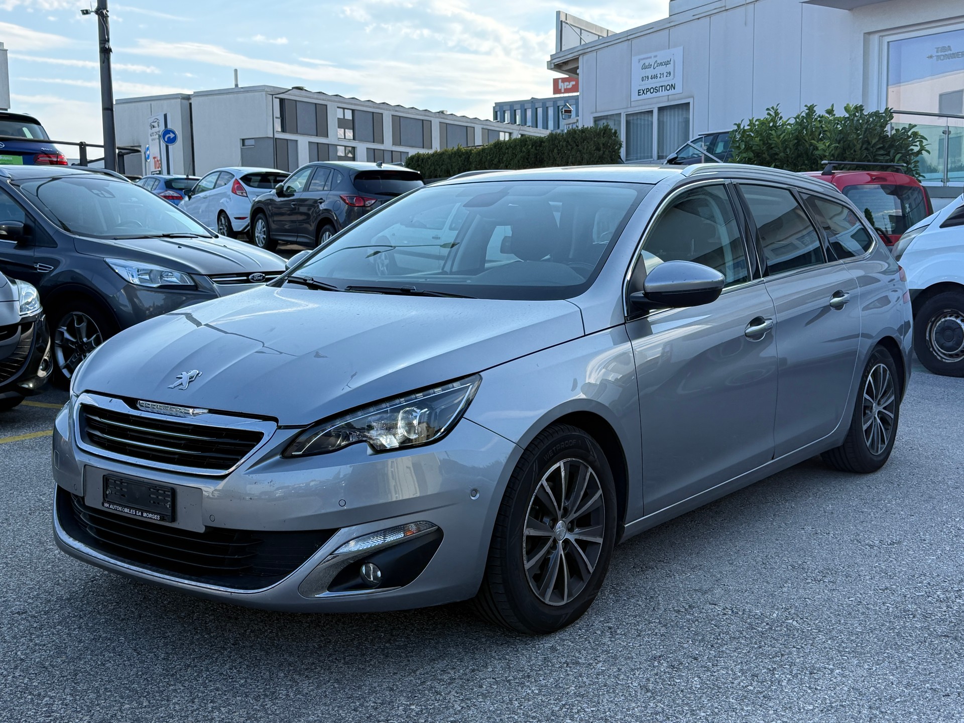PEUGEOT 308 SW 1.2 THP Allure - Témoin de moteur reste allumé - Problème moteur - Pour Export !