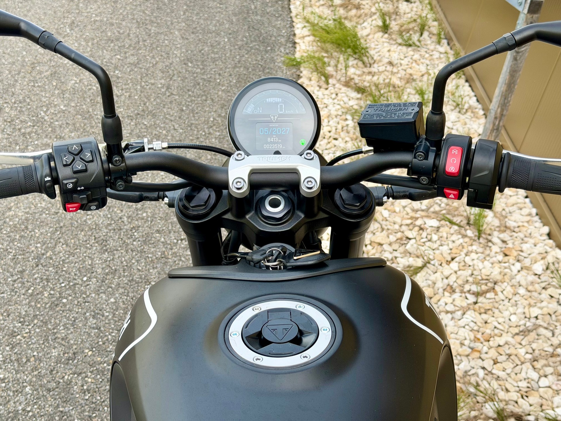 TRIUMPH Trident 660-image-15
