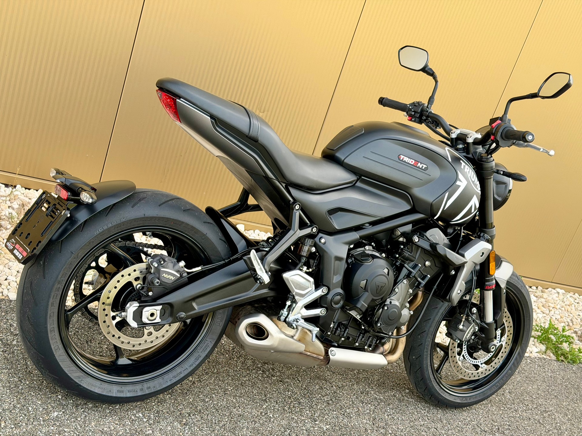 TRIUMPH Trident 660-image-4