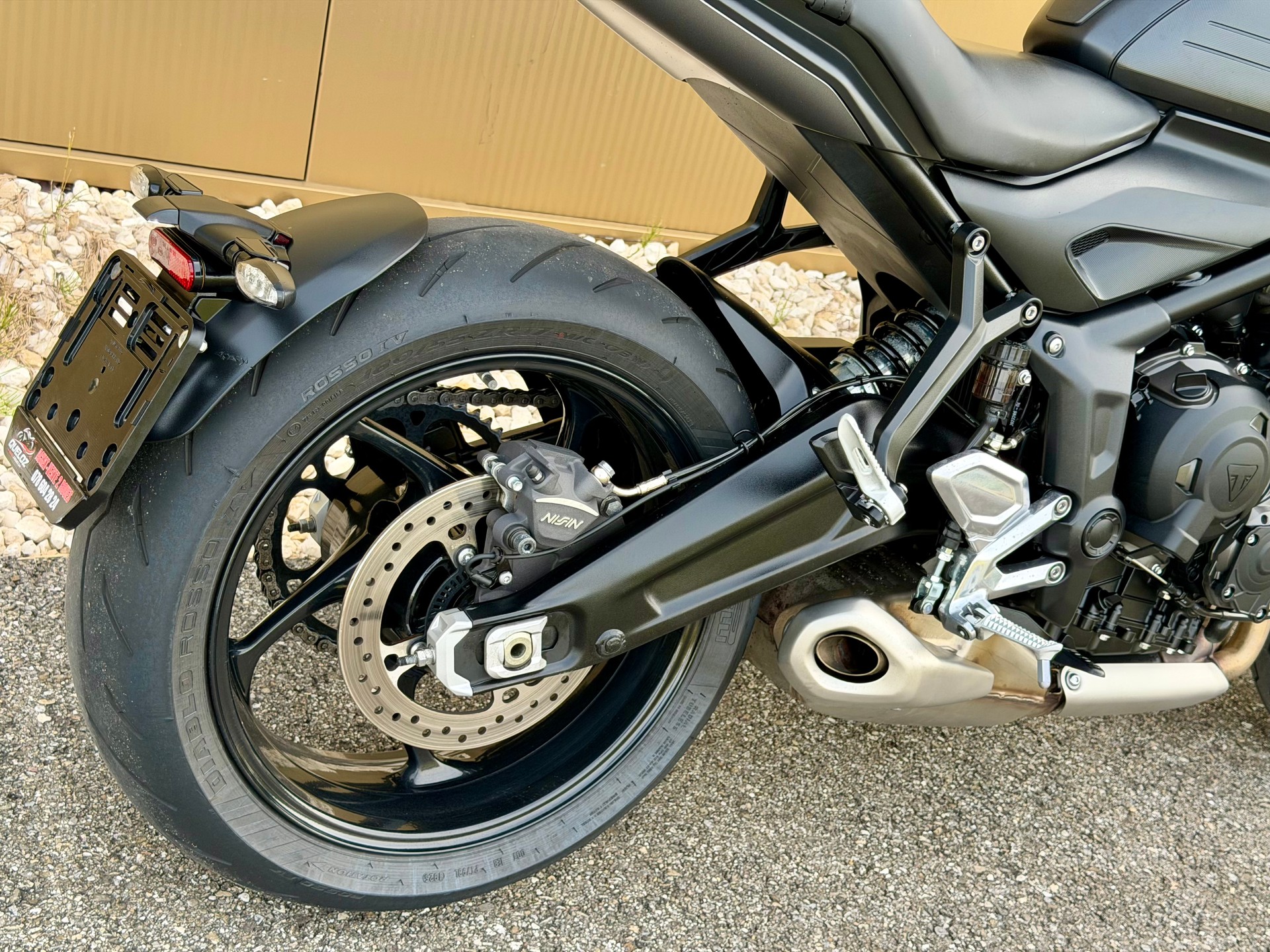 TRIUMPH Trident 660-image-6