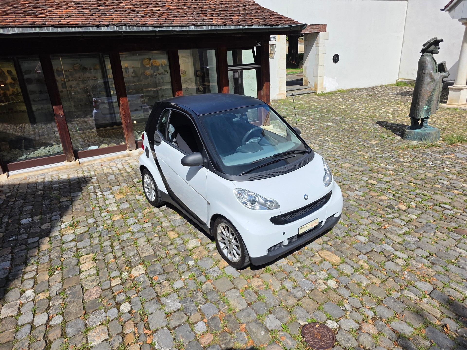 SMART fortwo black & white limited mhd softouch