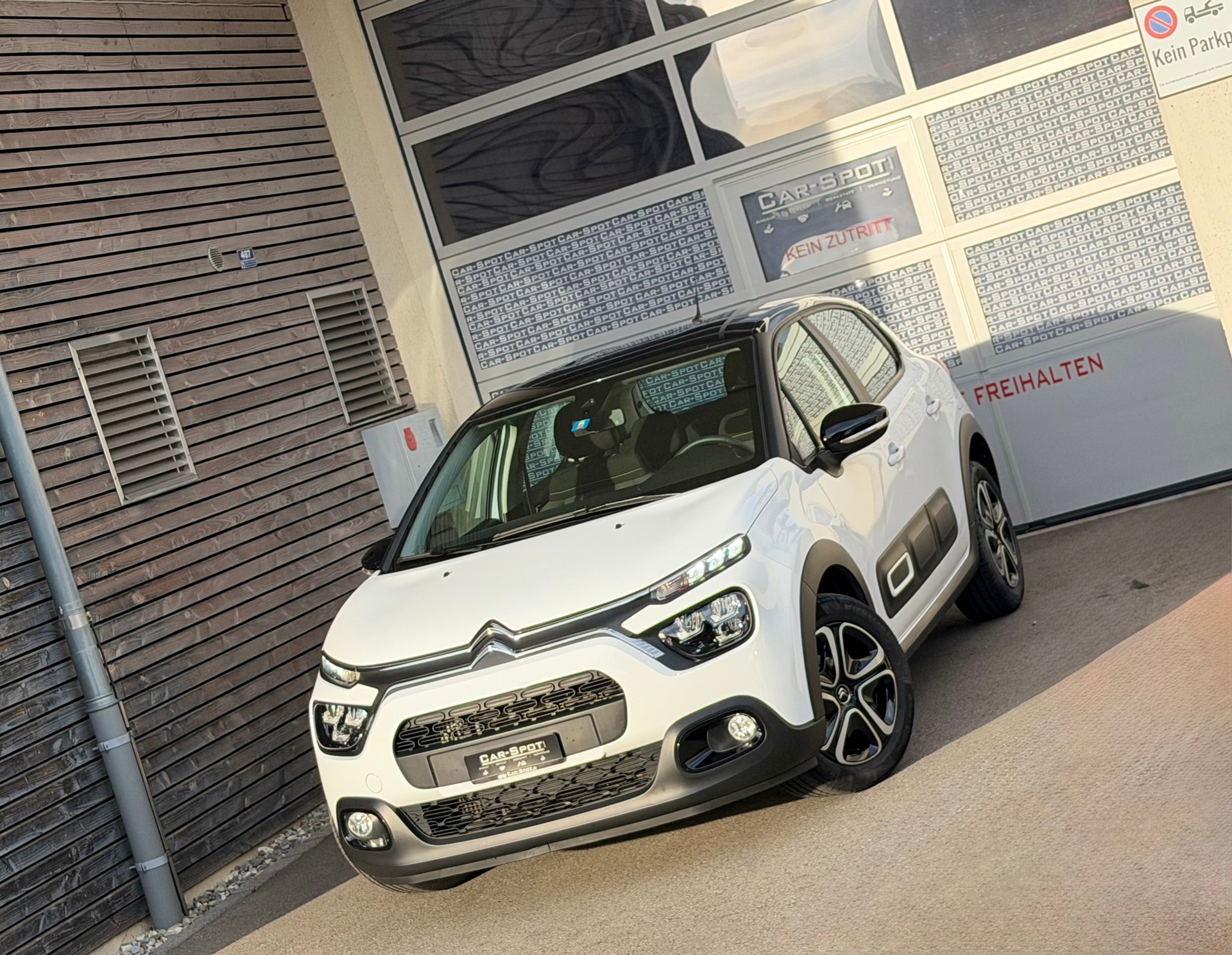 CITROEN C3 1.2i PureTech Swiss Edition EAT6