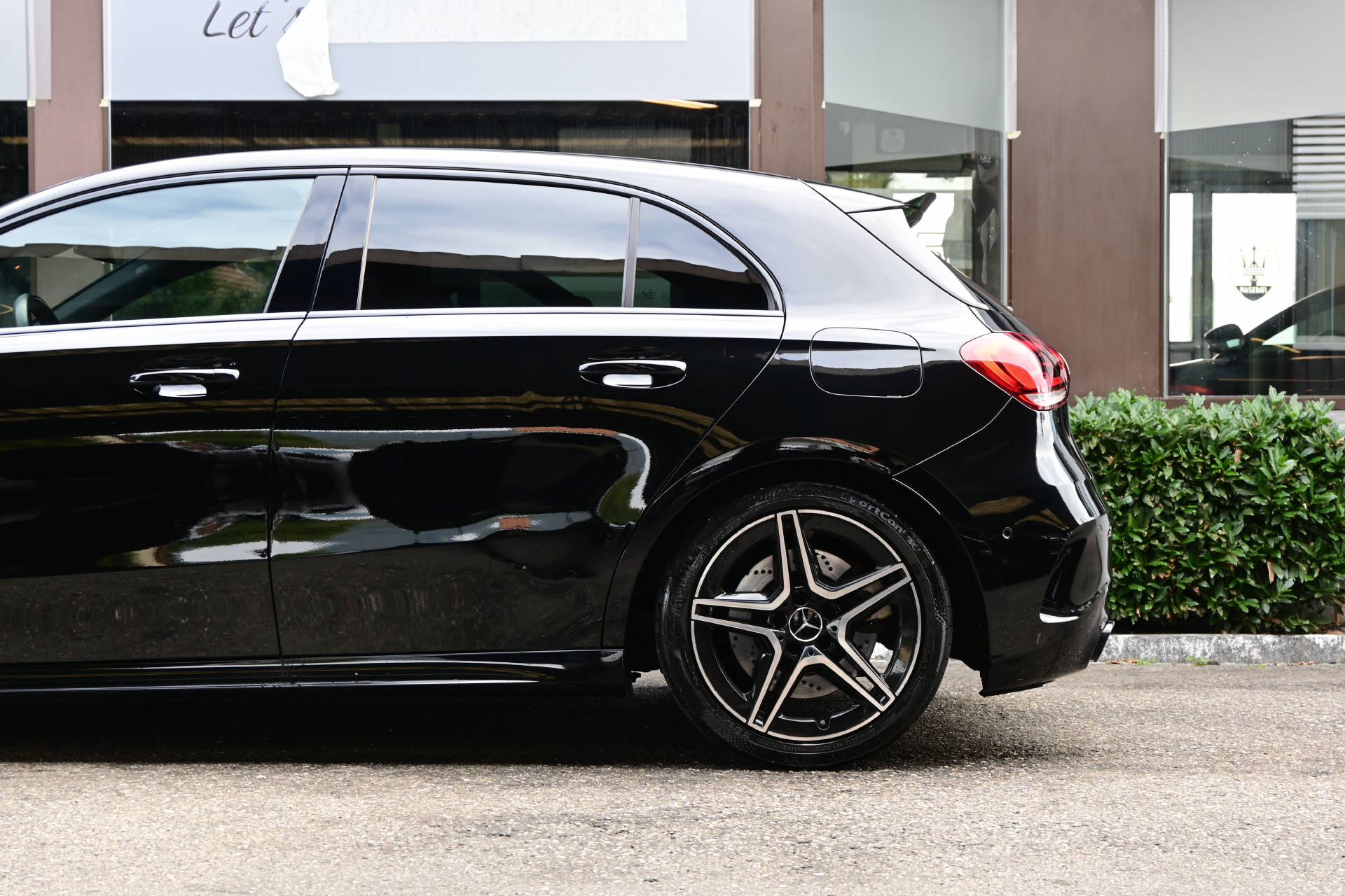 MERCEDES-BENZ A 35 AMG 4matic ** Pack Sport Black AMG**-image-8