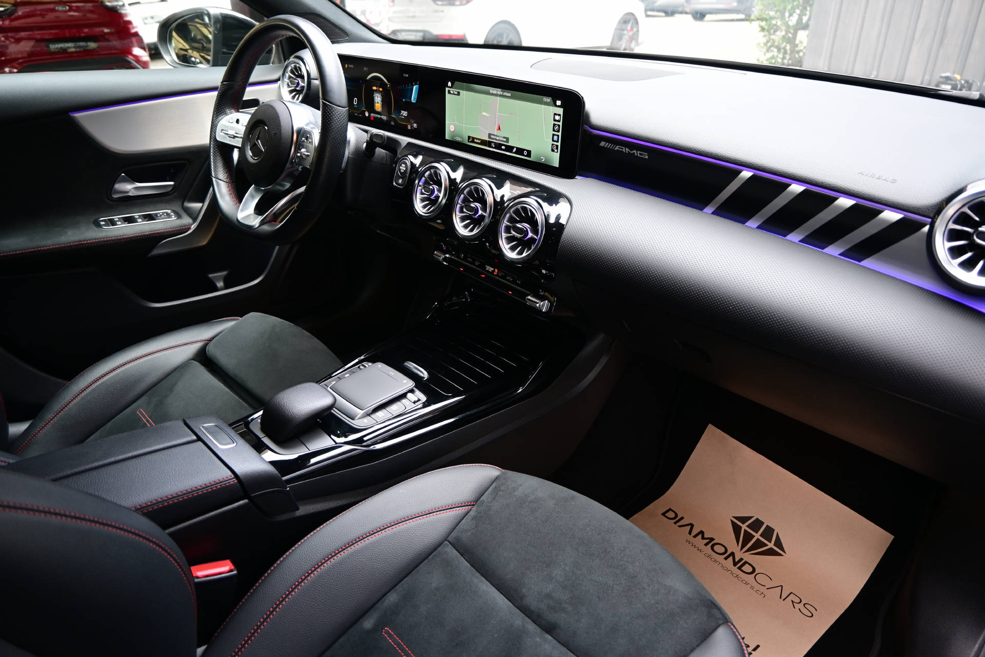 MERCEDES-BENZ A 35 AMG 4matic ** Pack Sport Black AMG**-image-21