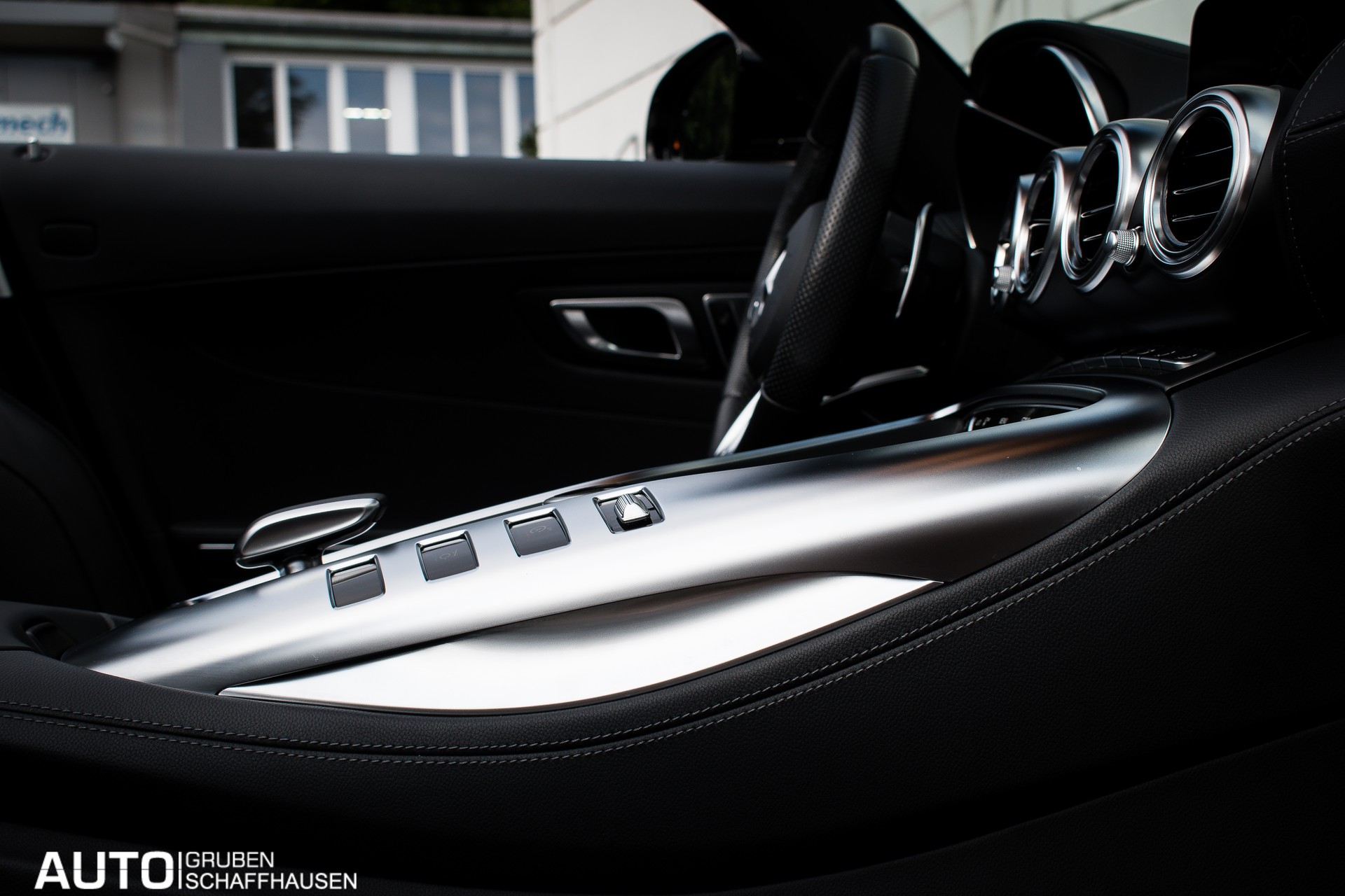 MERCEDES-BENZ AMG GT Roadster Speedshift DCT-image-18