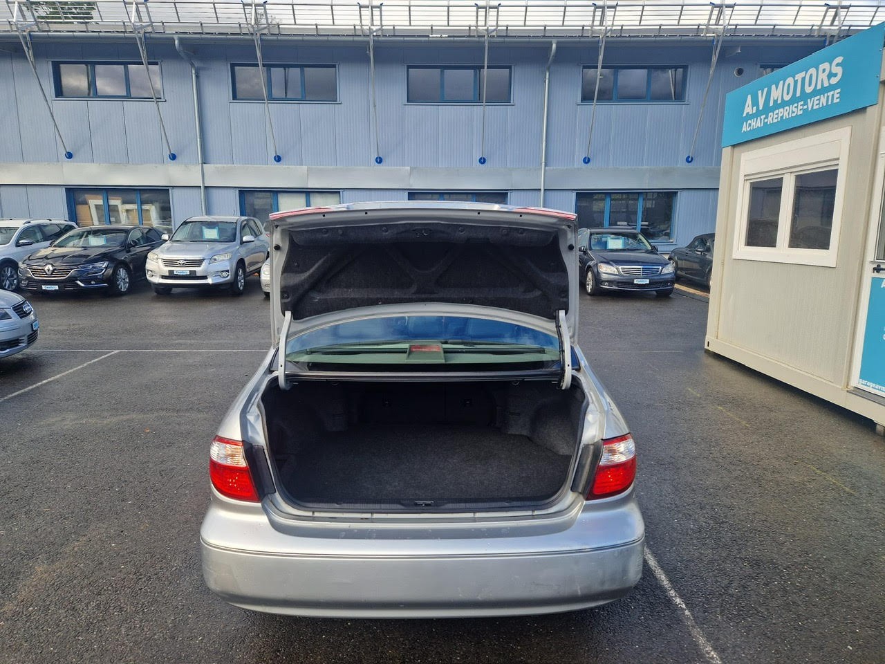 NISSAN Maxima 3.0 V6 Elegance Automatic-image-6