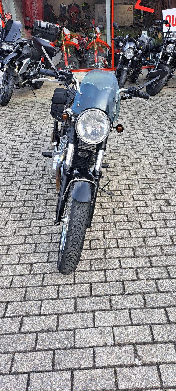 TRIUMPH Bonneville 800-image-1