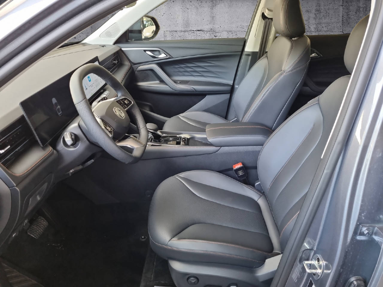 MG HS 1.5 Vti-Tech Luxury-image-4