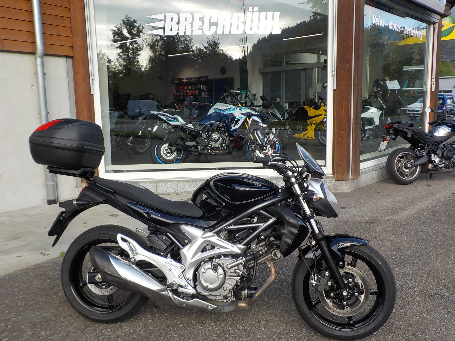 SUZUKI SFV 650 Gladius ABS-image-0