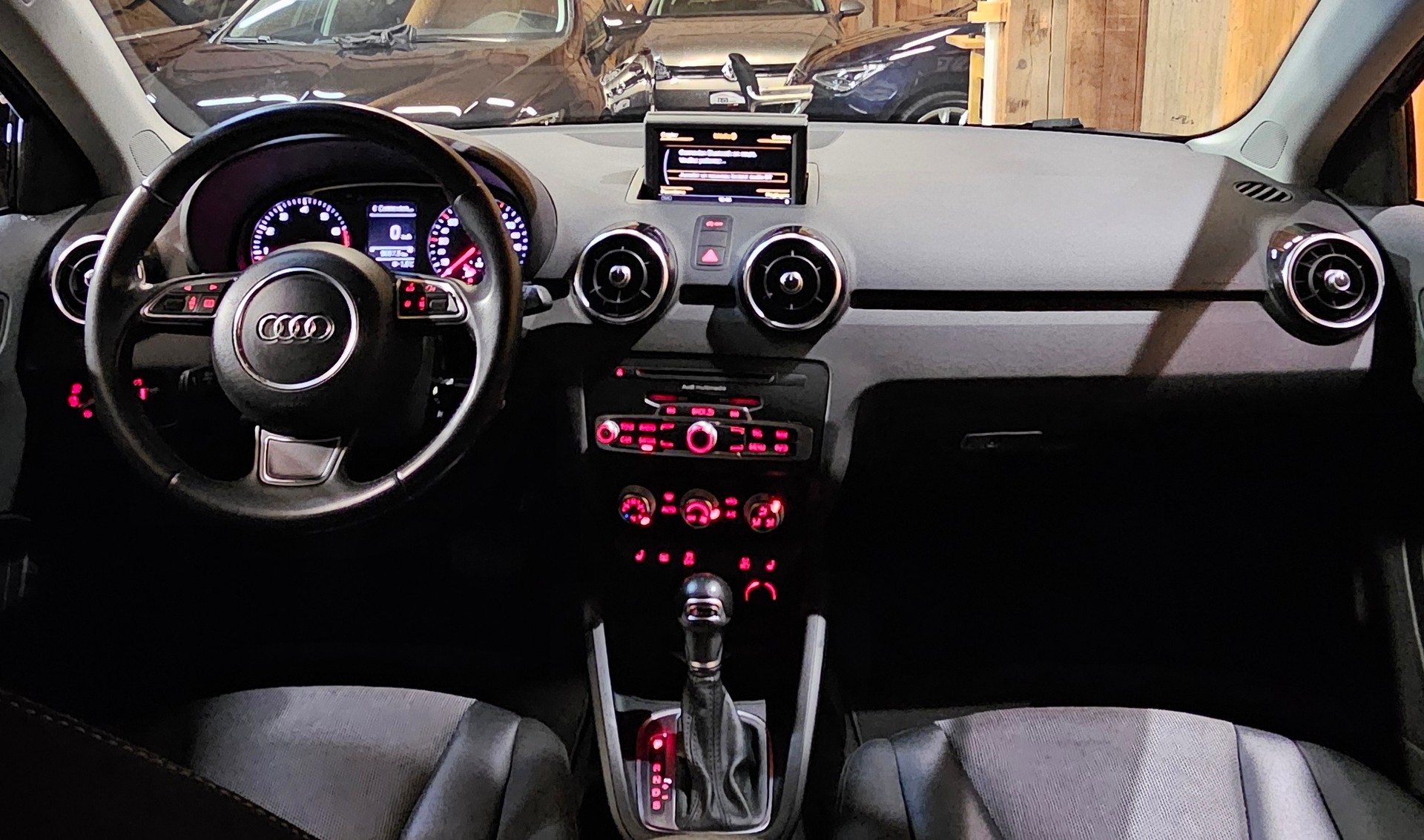 AUDI A1 Sportback 1.4 TFSI Ambition S-tronic Cod-image-12
