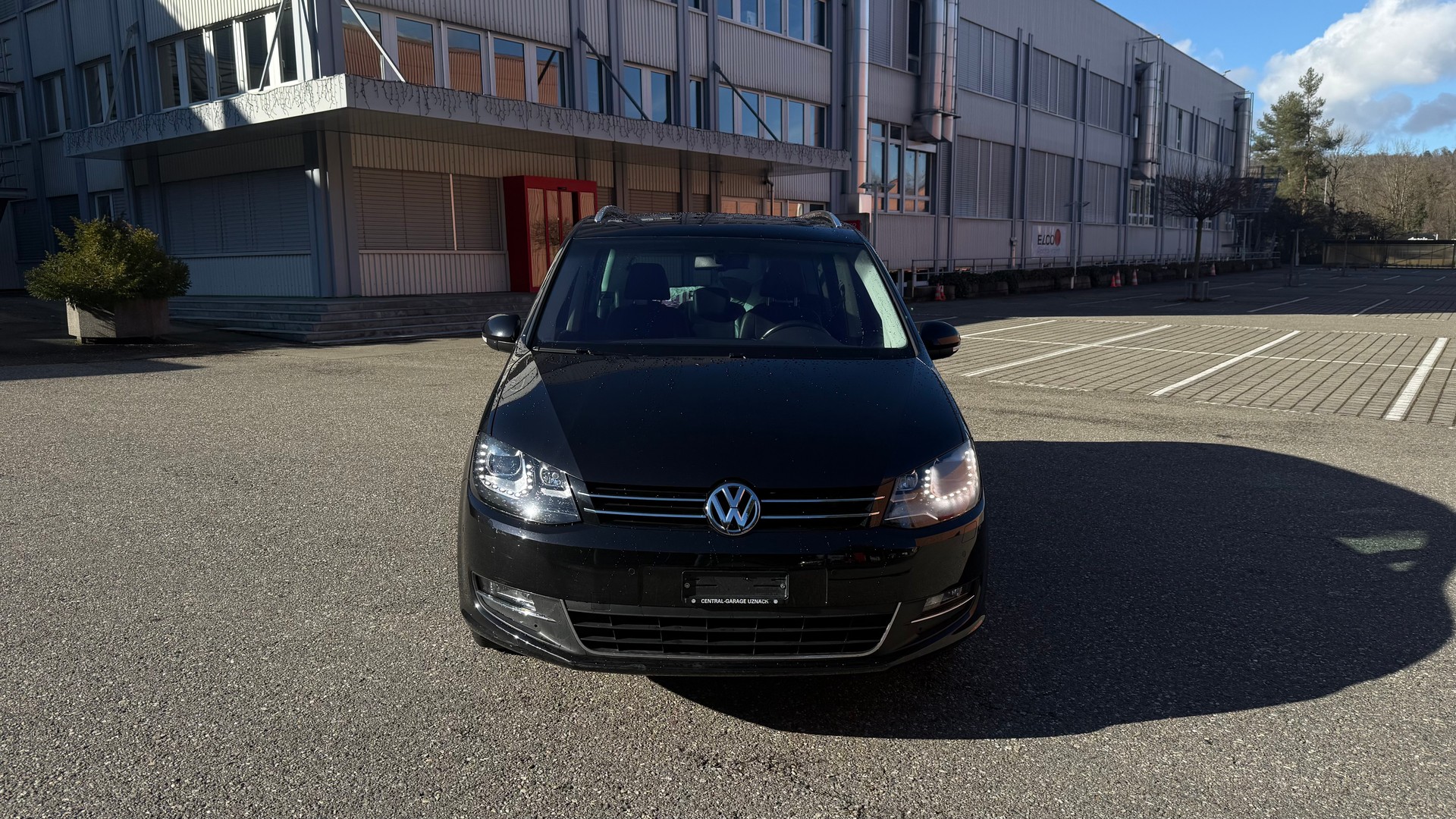 VW SHARAN