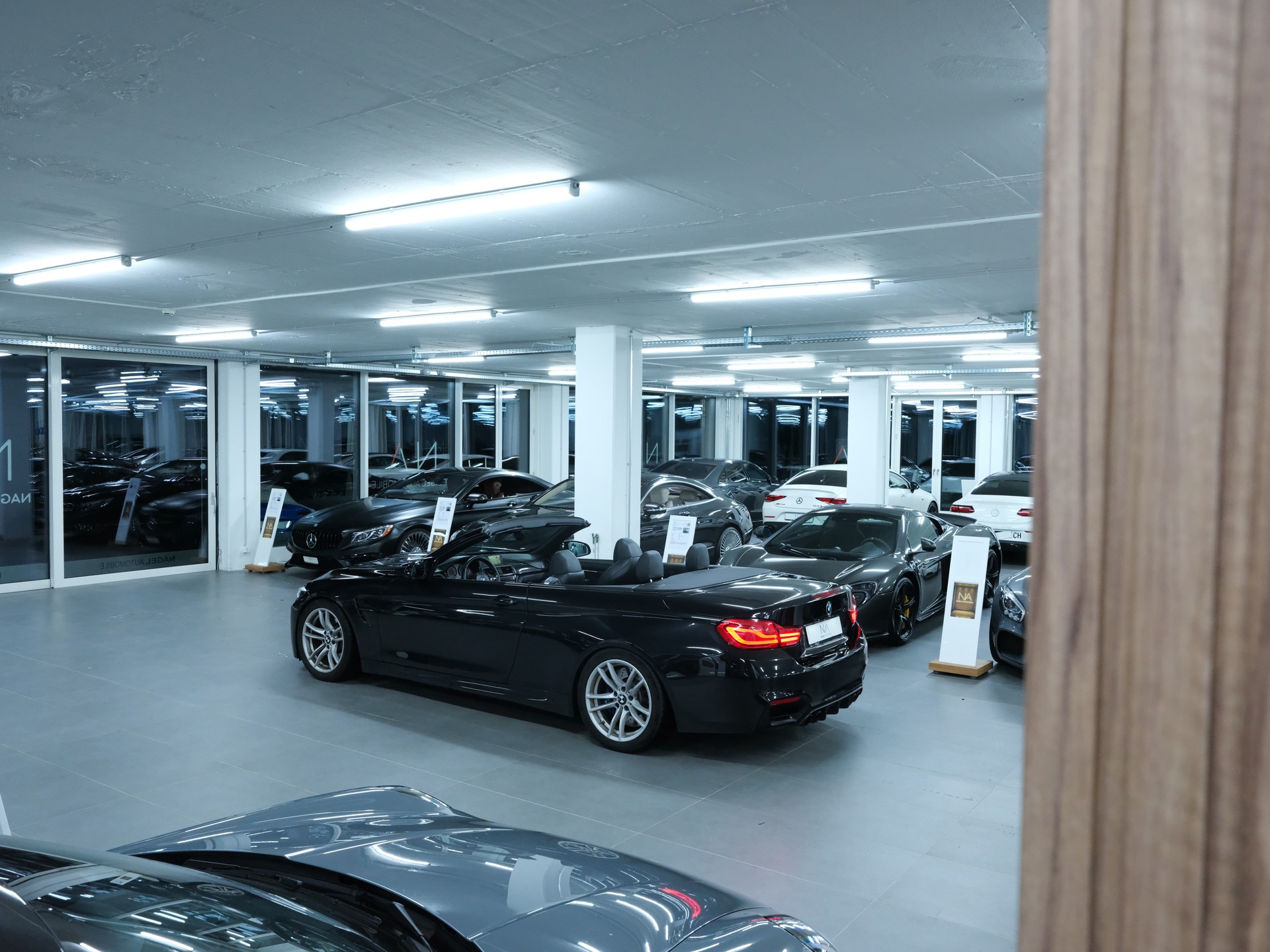 BMW M4 Cabriolet Competition DKG-image-10