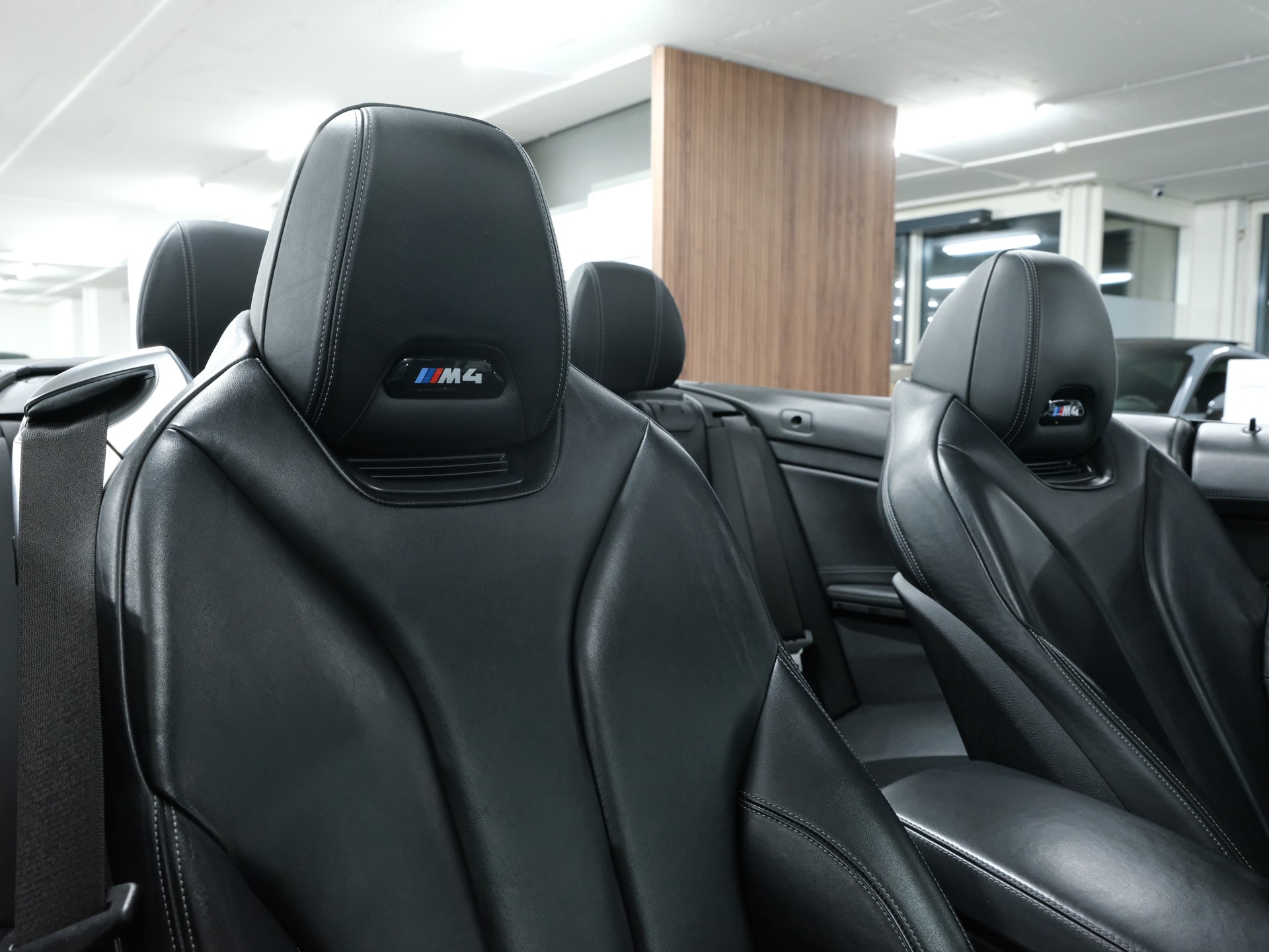 BMW M4 Cabriolet Competition DKG-image-19