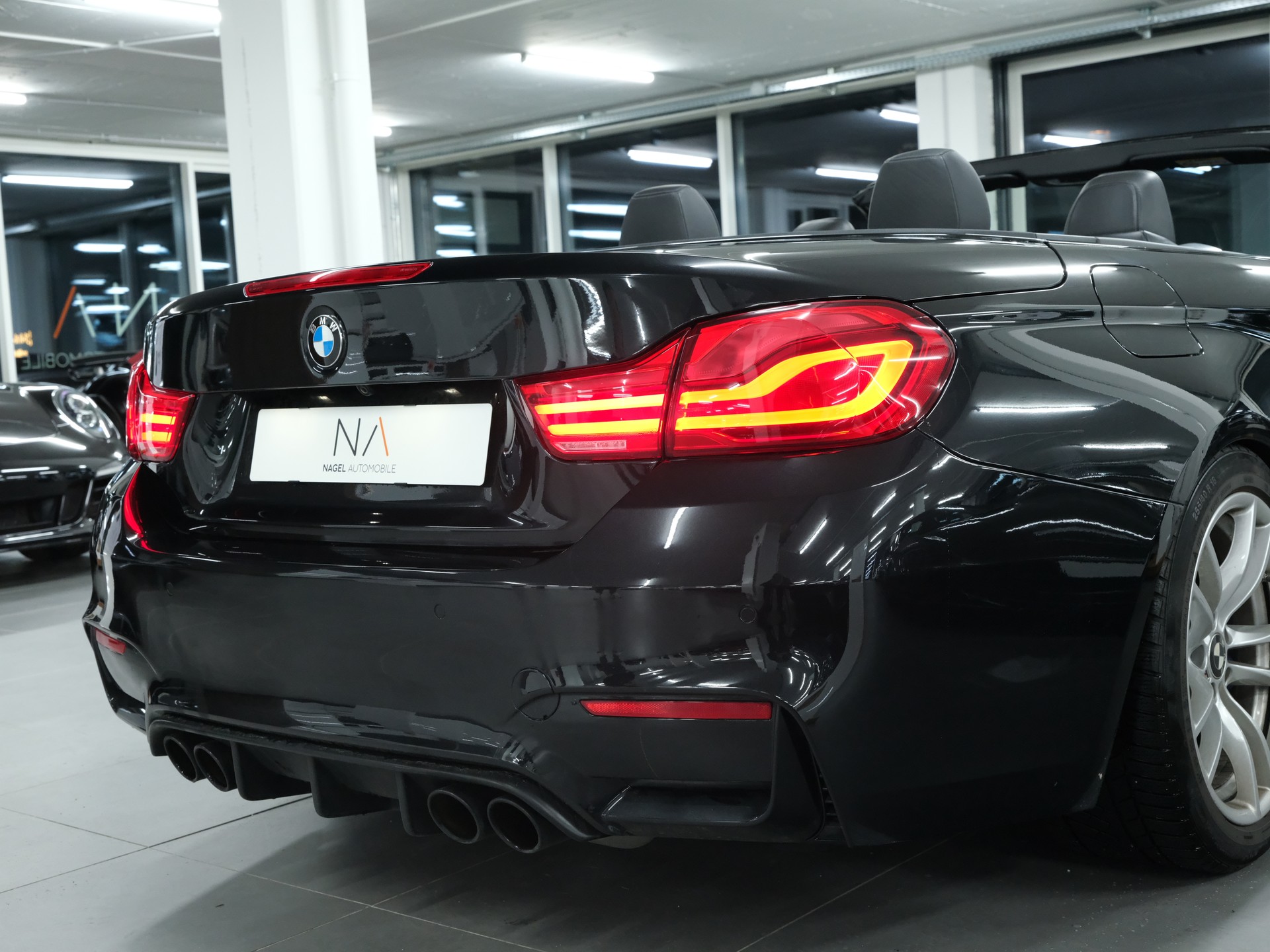 BMW M4 Cabriolet Competition DKG-image-9
