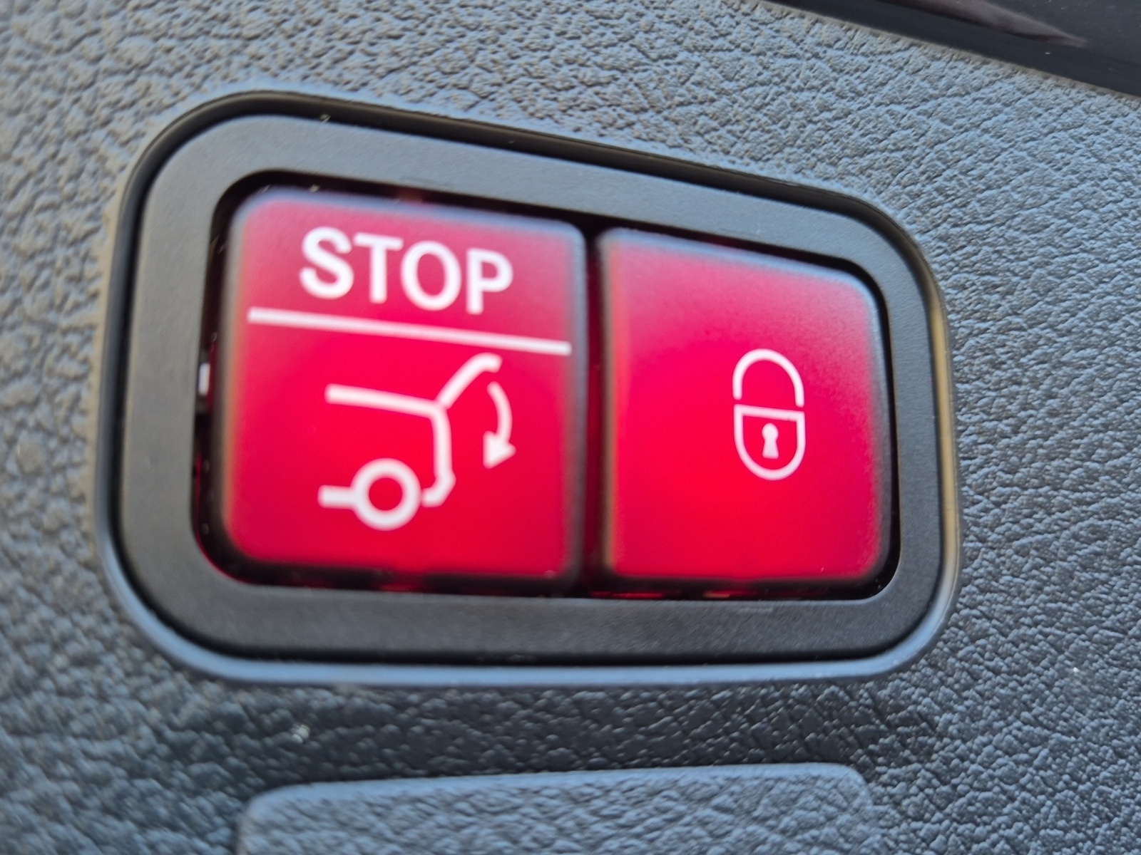 MERCEDES-BENZ CLA Shooting Brake 220 d 4Matic Swiss Star-image-18