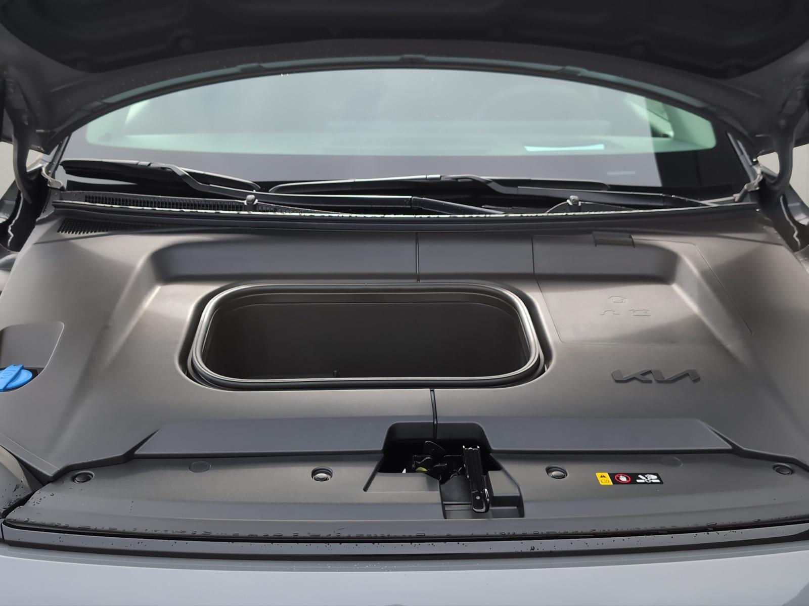 KIA EV3 81 kWh Earth+-image-15