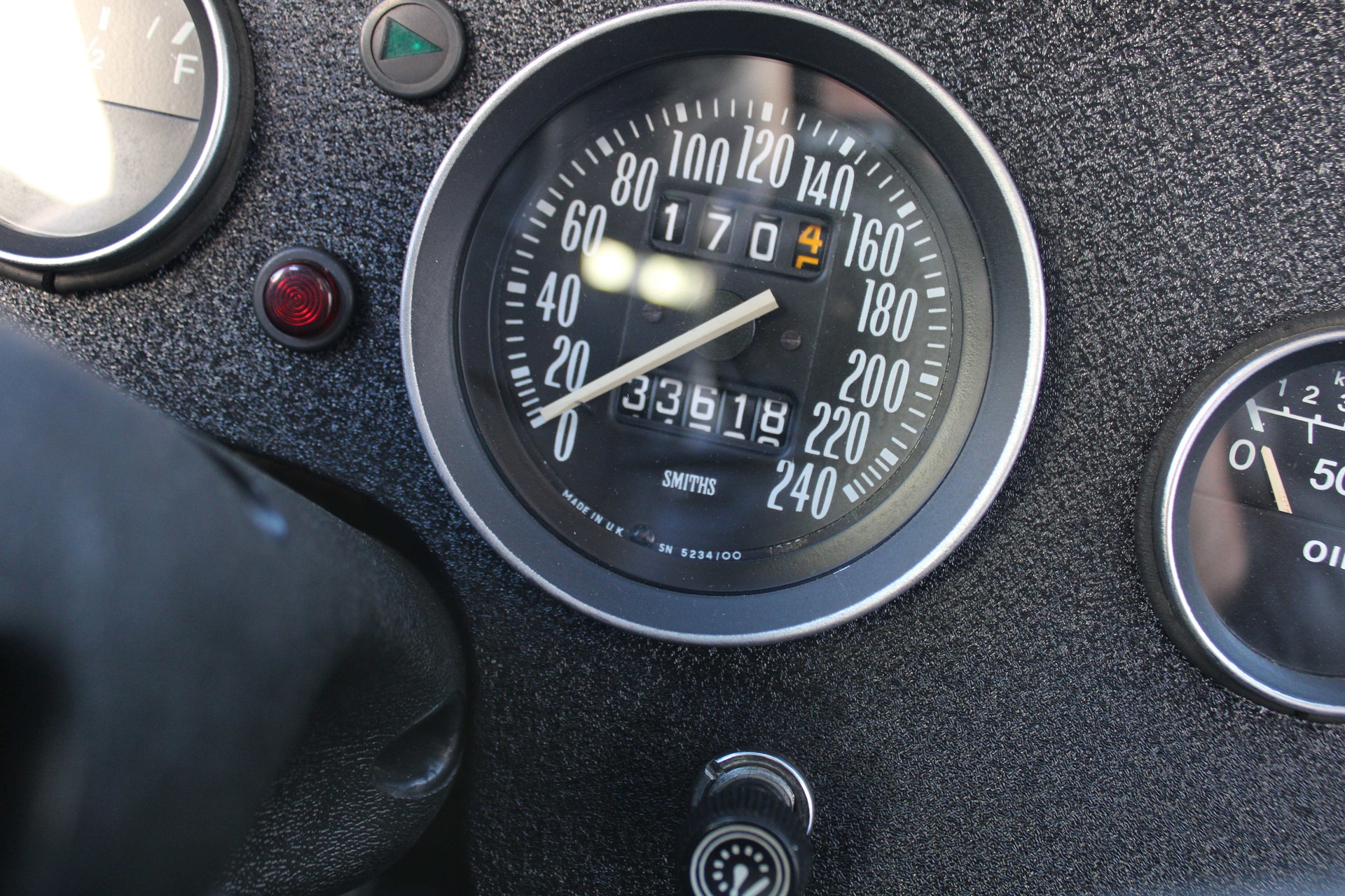 MG BGT-image-12