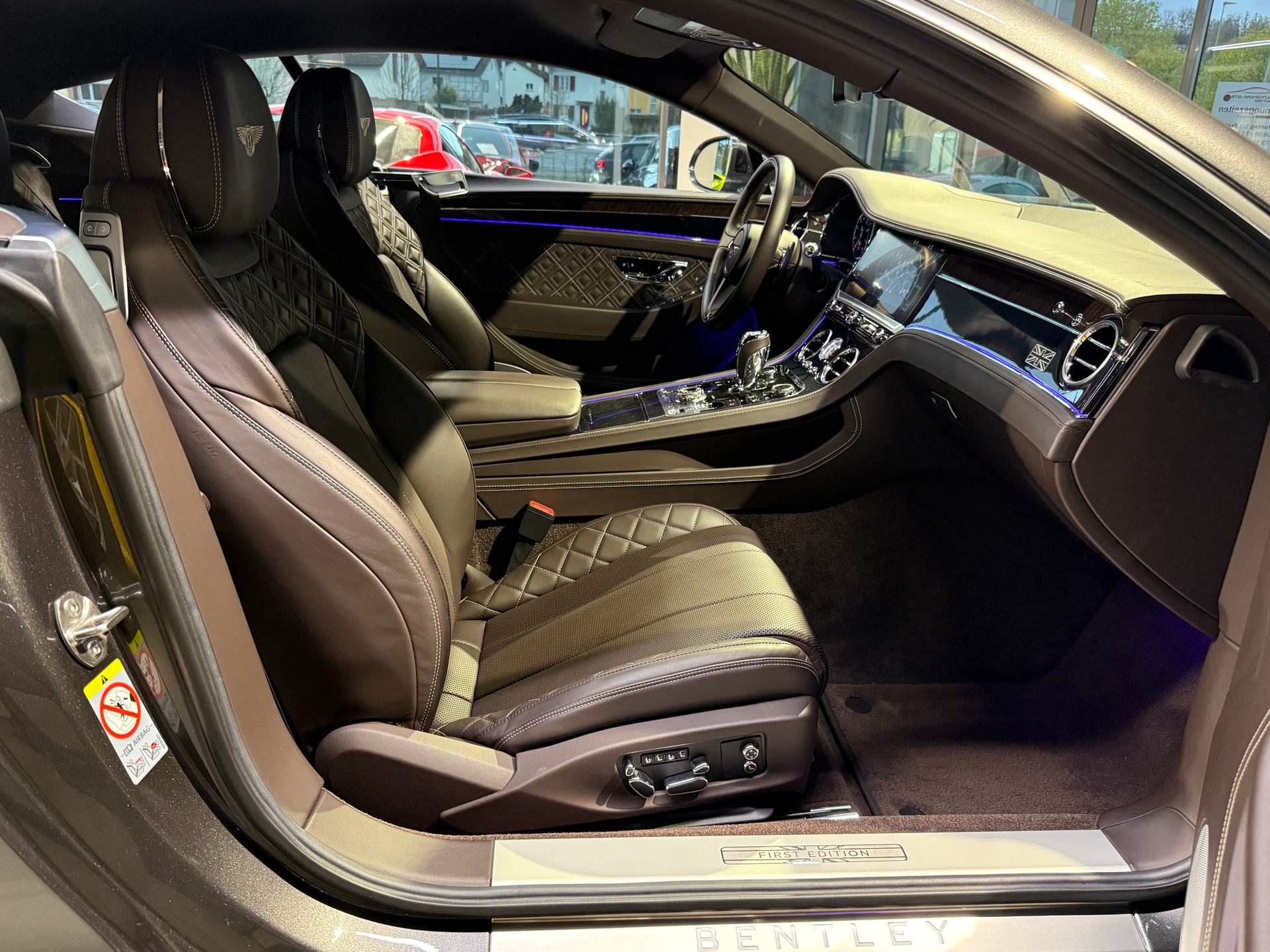 BENTLEY Continental GT 6.0 W12 First Edition-image-11