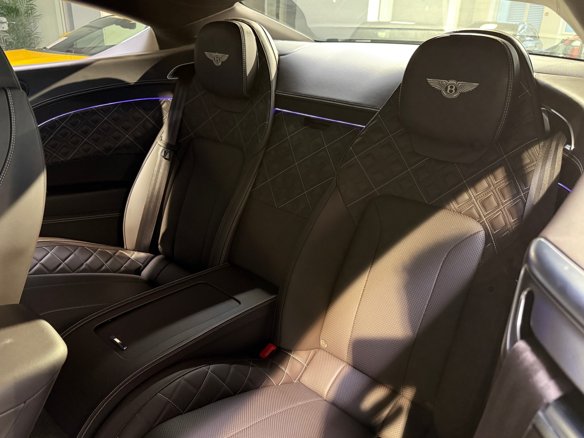BENTLEY Continental GT 6.0 W12 First Edition-image-15