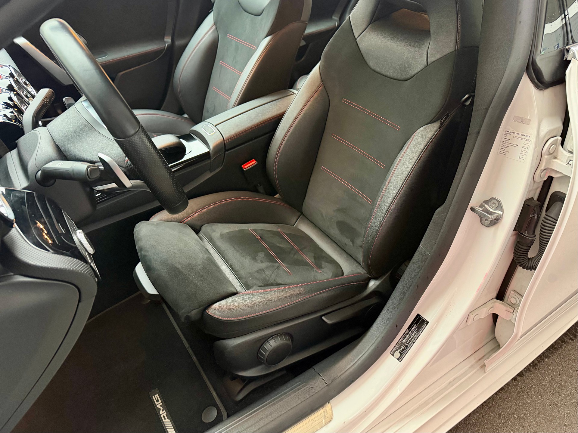 MERCEDES-BENZ CLA Shooting Brake 180 7G-DCT AMG Line - Frisch ab MFK --image-9