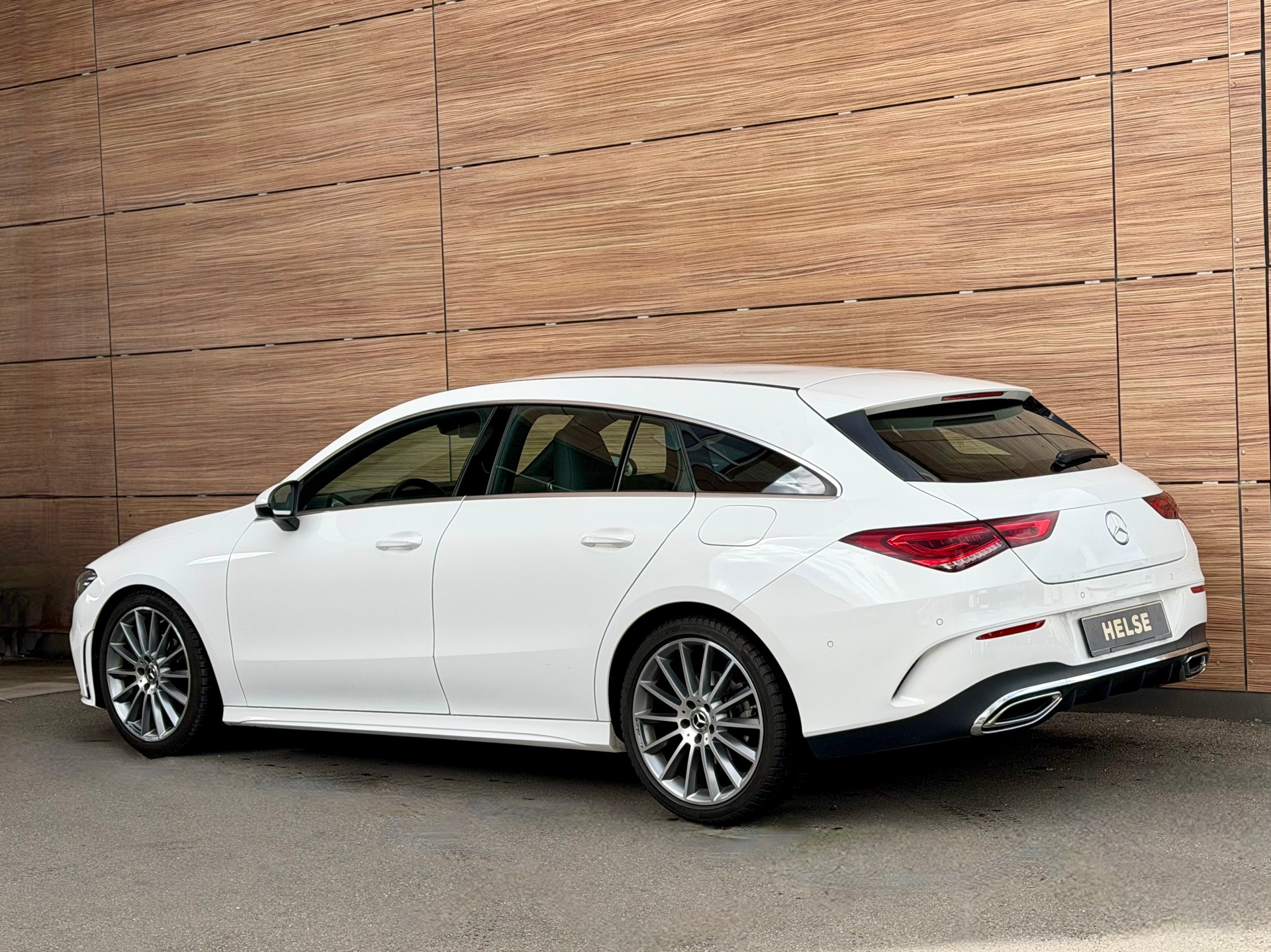 MERCEDES-BENZ CLA Shooting Brake 180 7G-DCT AMG Line - Frisch ab MFK --image-4
