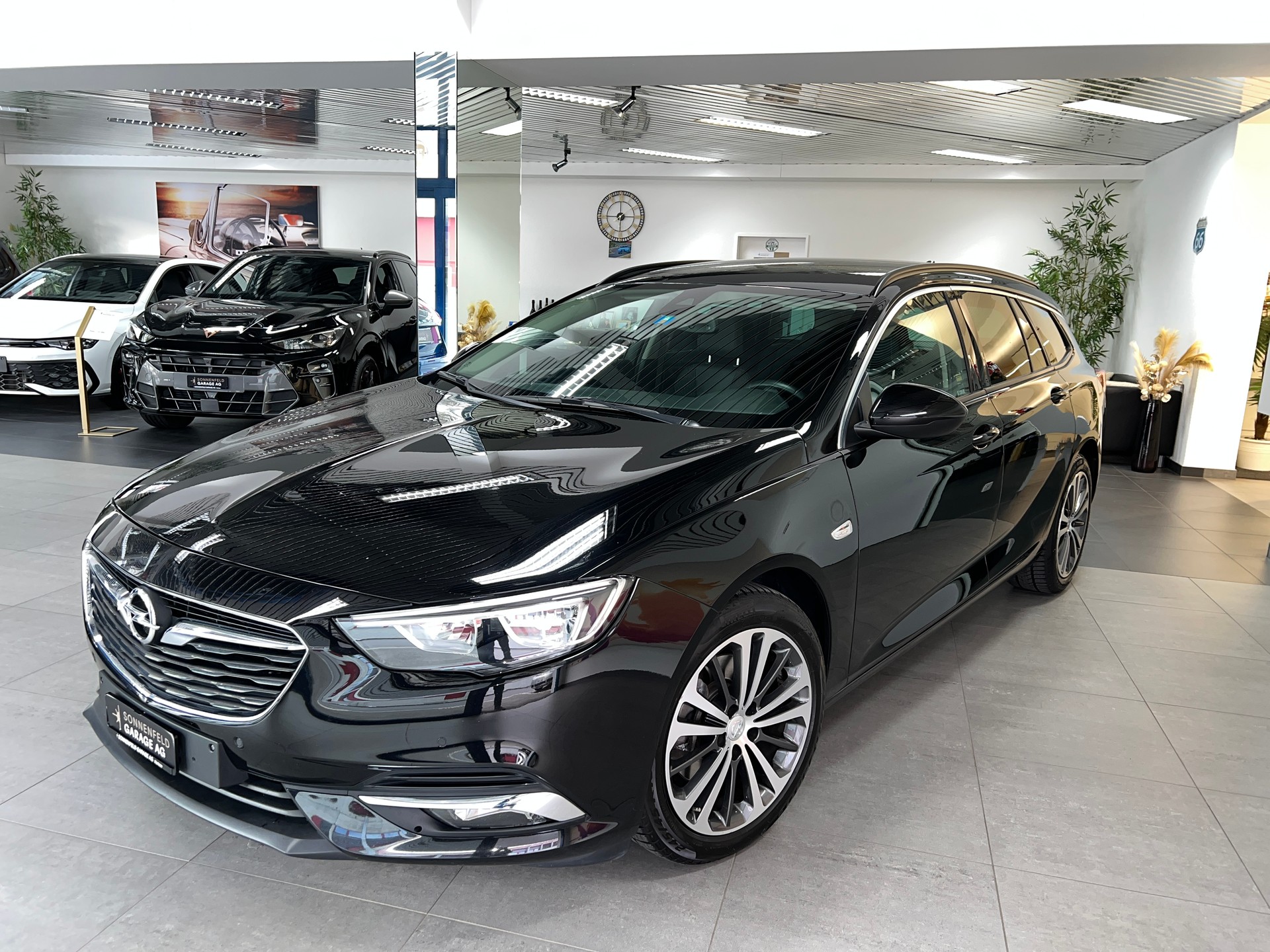 OPEL Insignia 2.0 CDTI Sports Tourer Excellence Automatic-showroom-element-2