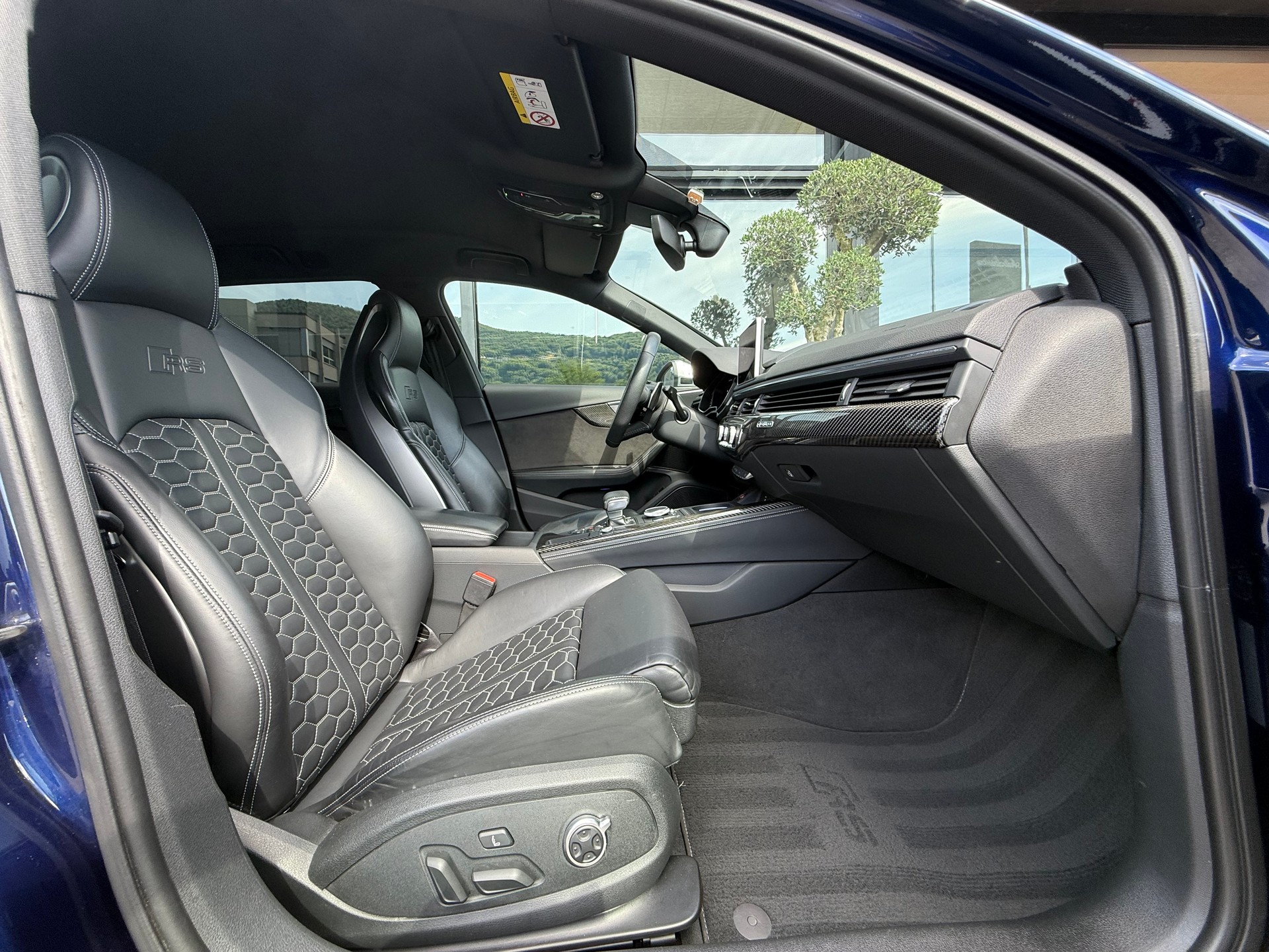AUDI RS4 Avant 2.9 TFSI quattro tiptronic-image-10