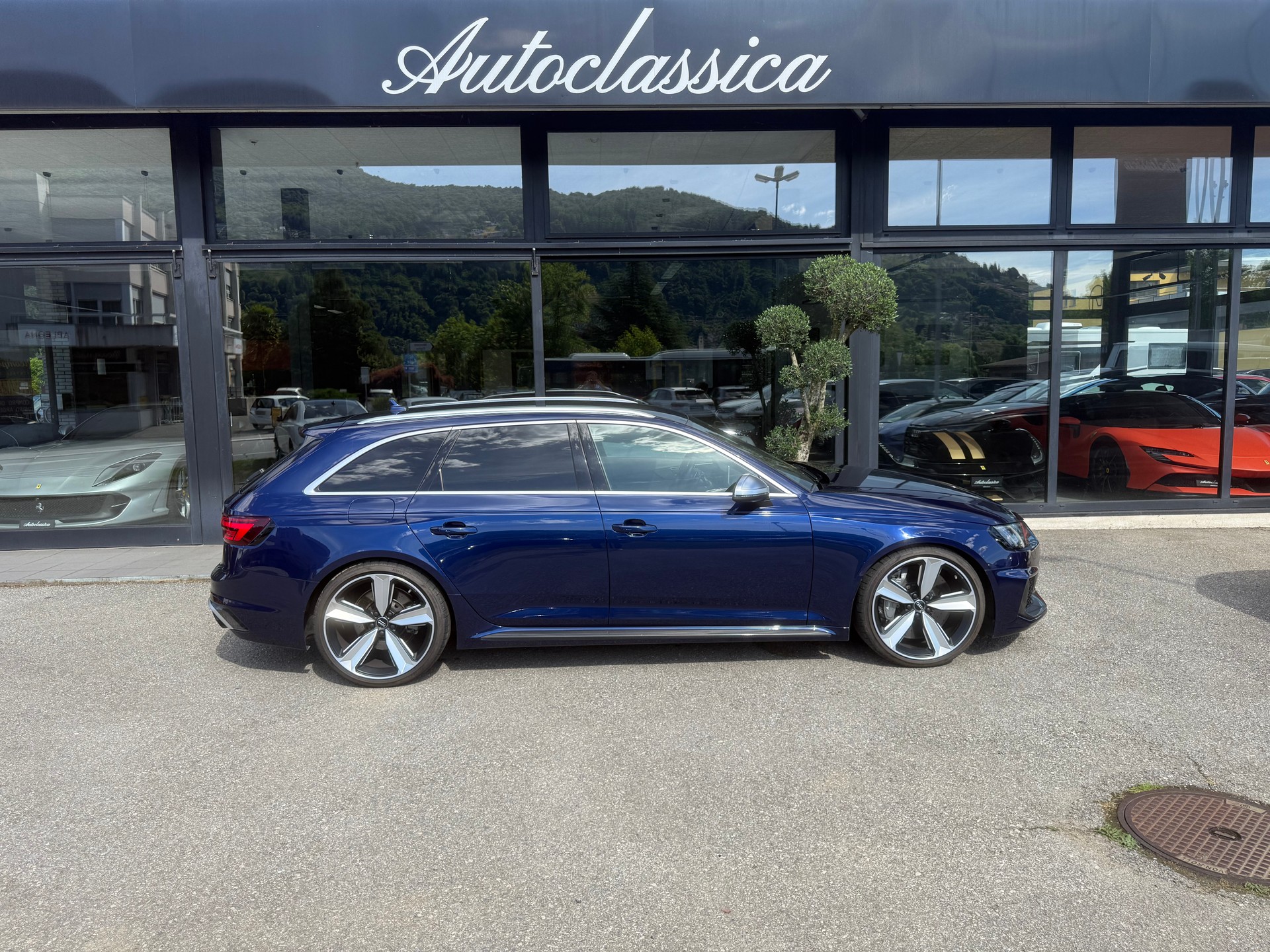 AUDI RS4 Avant 2.9 TFSI quattro tiptronic-showroom-element-3