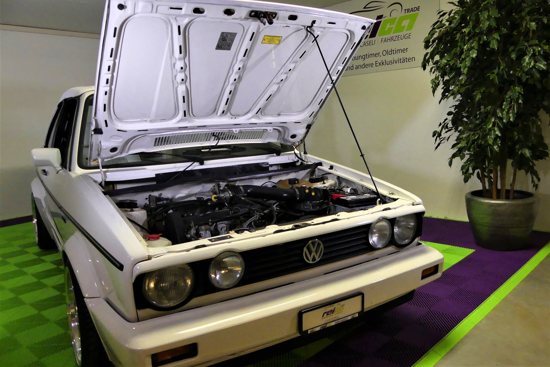 VW Golf Cabriolet 1800 GL Quartett/Special/White-image-12