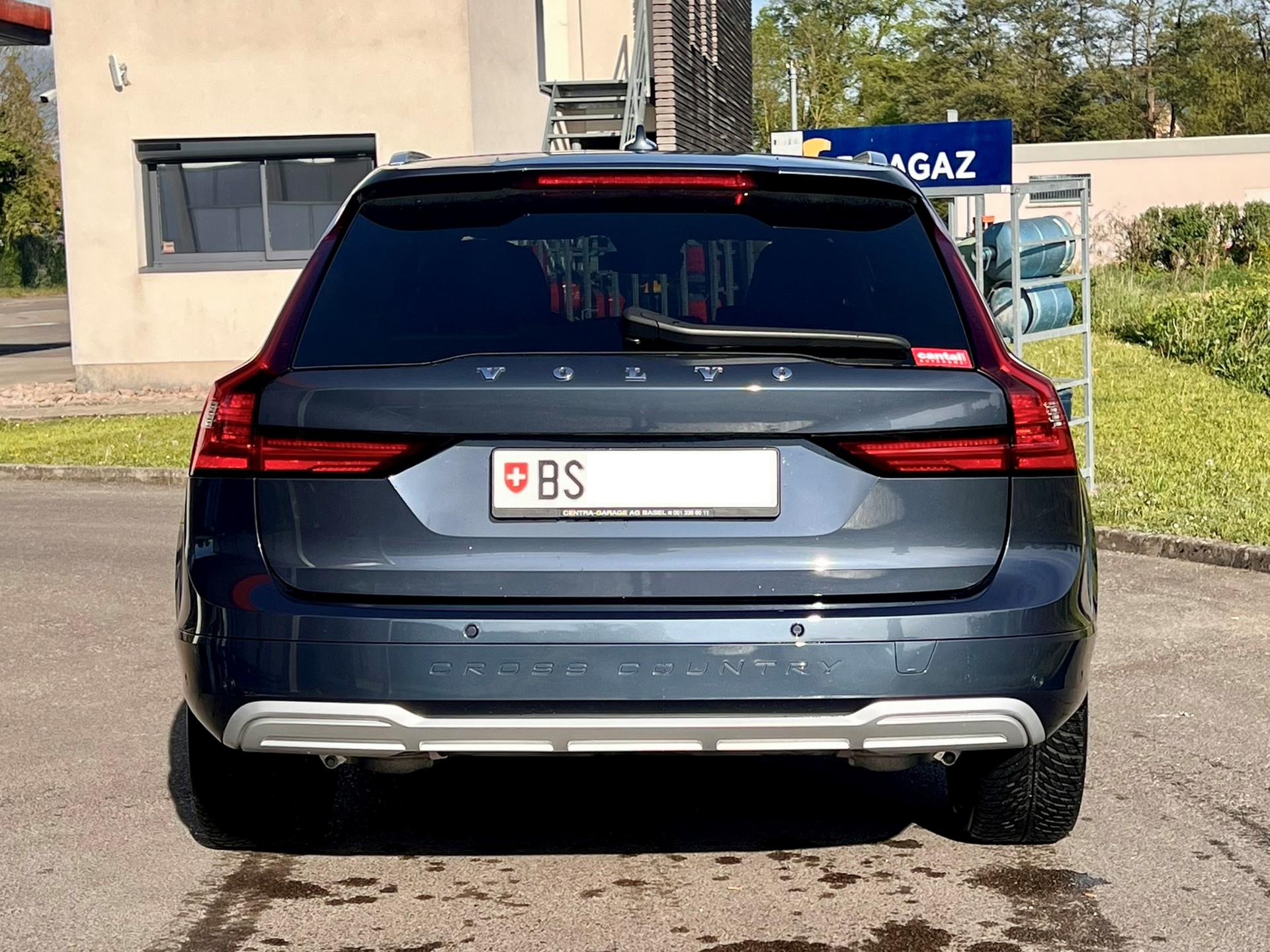 VOLVO V90 Cross Country B6 Benzin Mild Hybrid AWD Geartronic-image-4
