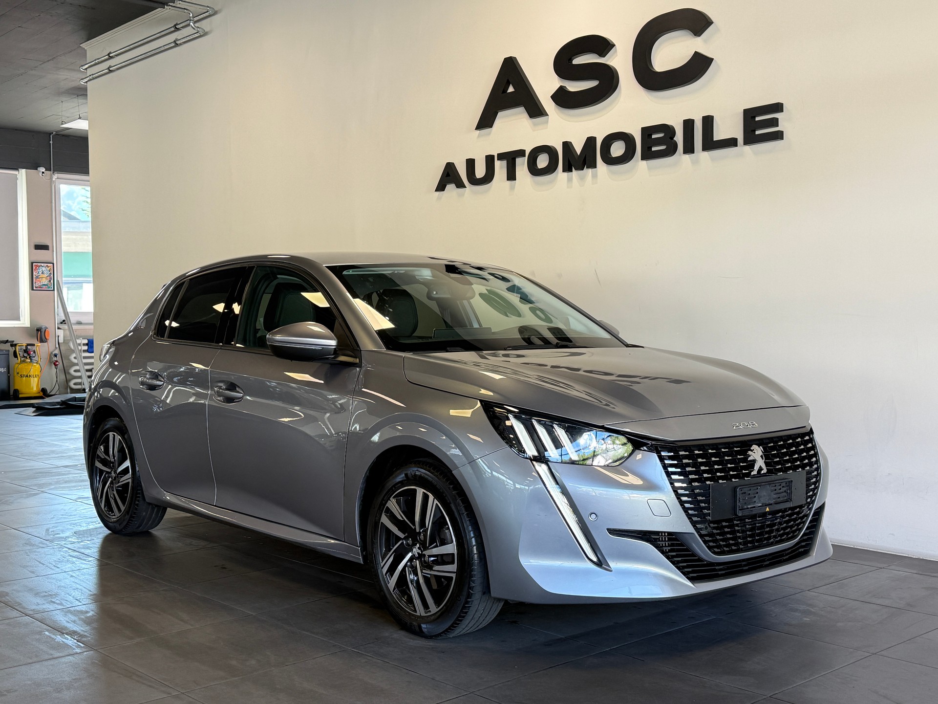 PEUGEOT 208 1.2 PureTech Allure *Virtual Tacho*
