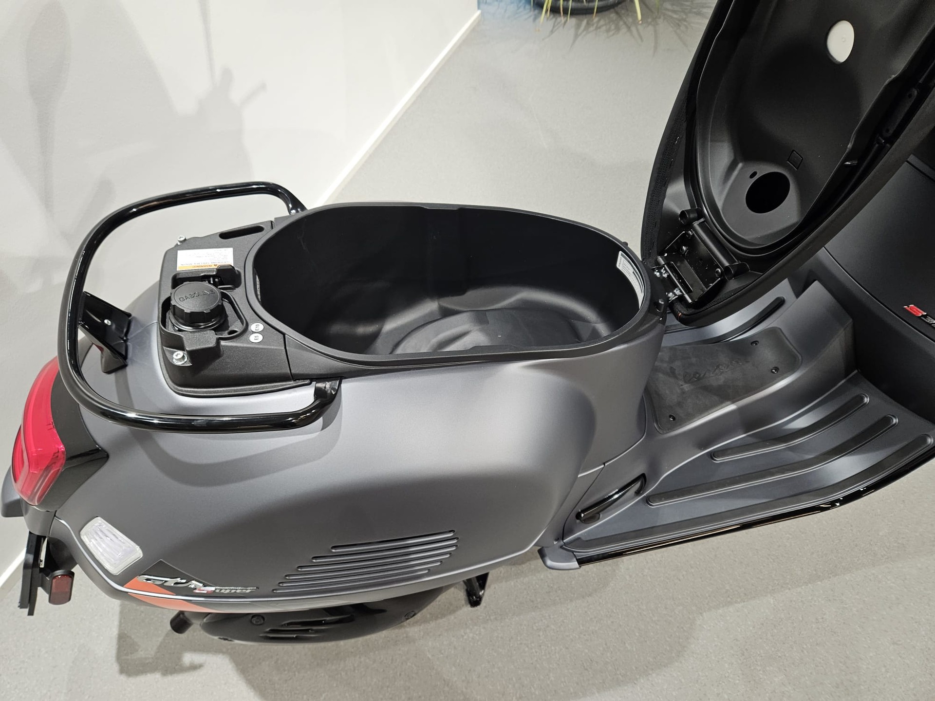 PIAGGIO Vespa GTS 310 Super Sport RST E5+-image-9