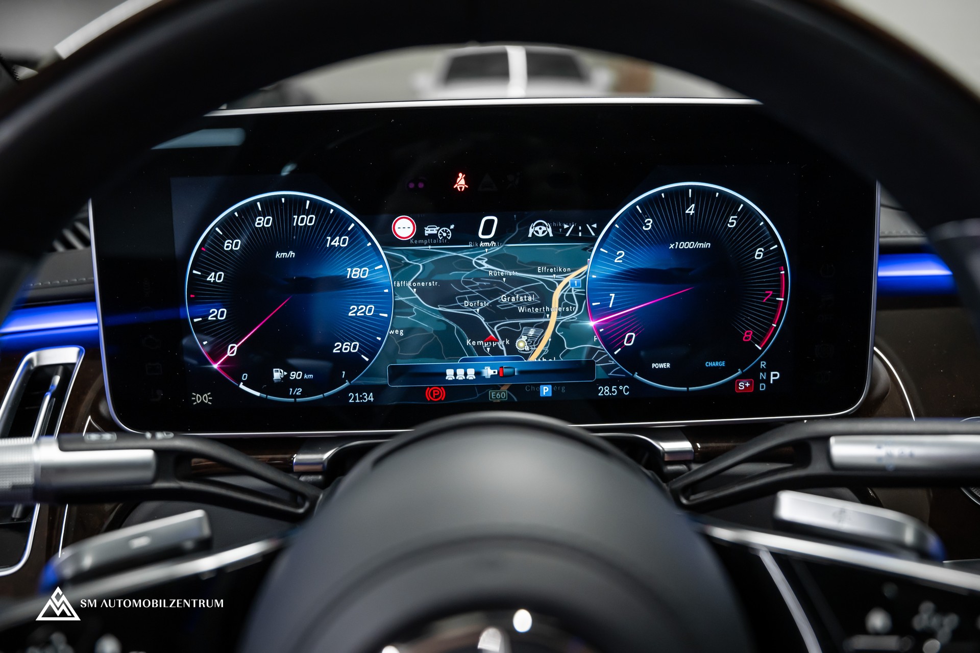 MERCEDES-BENZ S 500 L 4Matic AMG Line 9G-Tronic / Panorama / 360° / Head-Up / Massage-image-31
