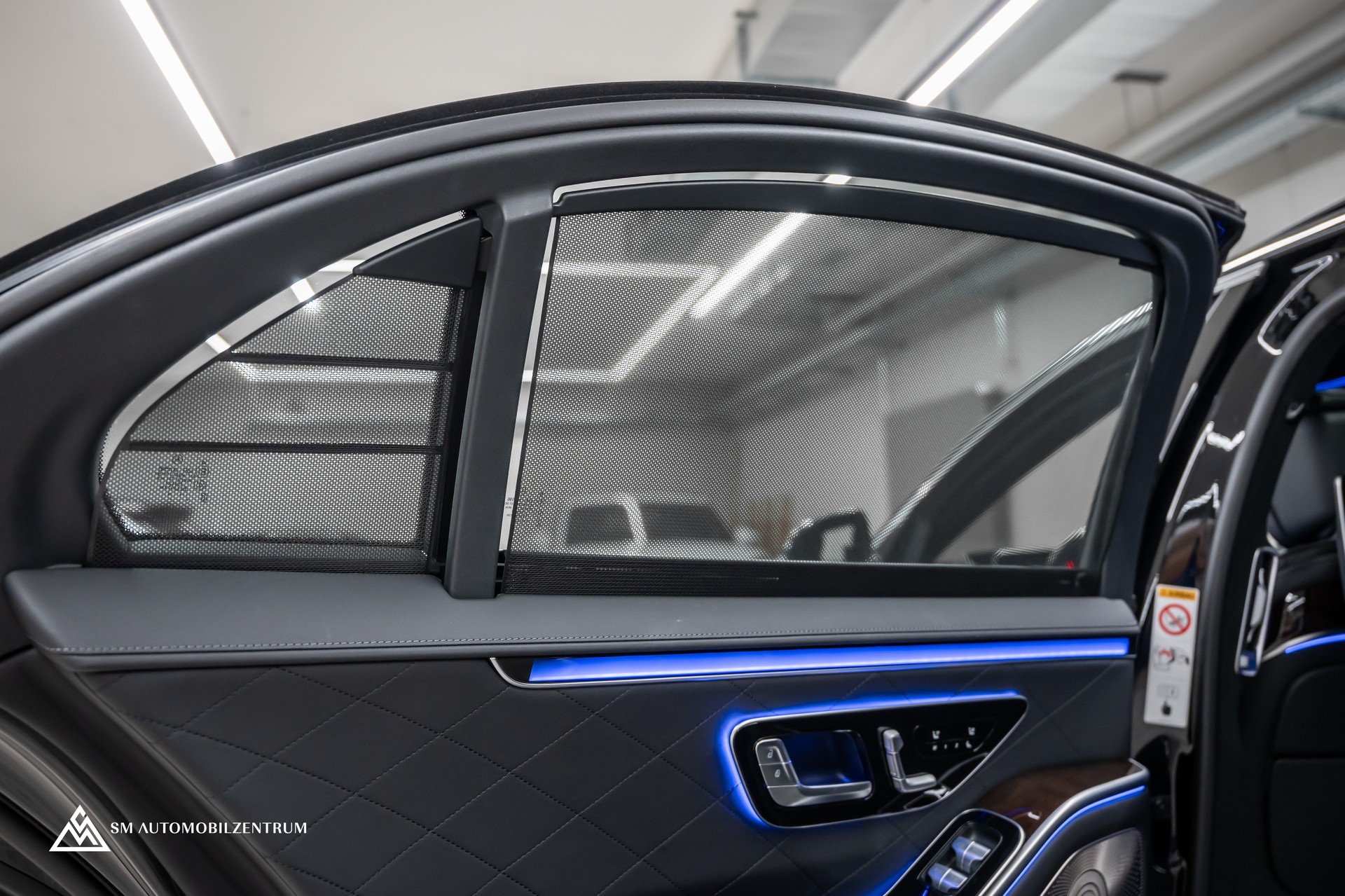 MERCEDES-BENZ S 500 L 4Matic AMG Line 9G-Tronic / Panorama / 360° / Head-Up / Massage-image-26