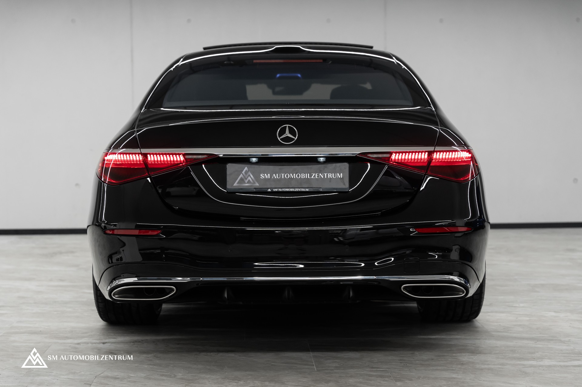 MERCEDES-BENZ S 500 L 4Matic AMG Line 9G-Tronic / Panorama / 360° / Head-Up / Massage-image-10
