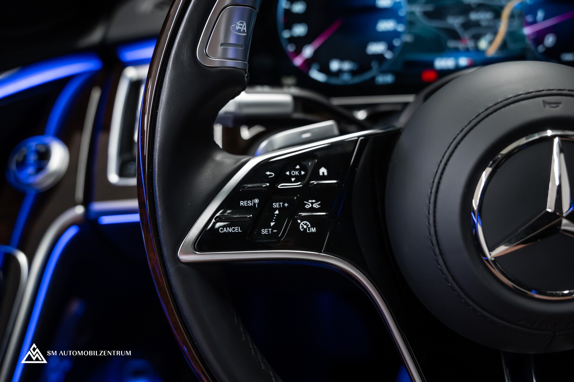 MERCEDES-BENZ S 500 L 4Matic AMG Line 9G-Tronic / Panorama / 360° / Head-Up / Massage-image-29