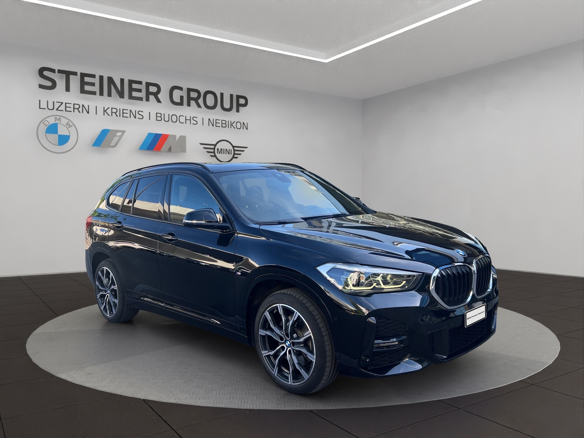 BMW X1 xDrive 25d Steptronic-showroom-element-2